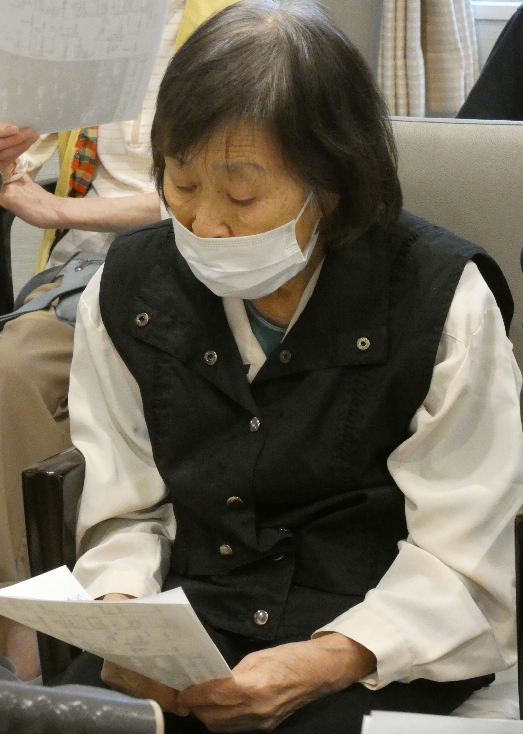 ニチイメゾン北豊島20251023腹話術6