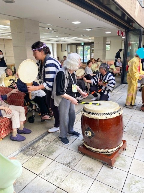 初めての9月開催 納涼祭-2 ニチイホームはるひ野Ⅱ番館
