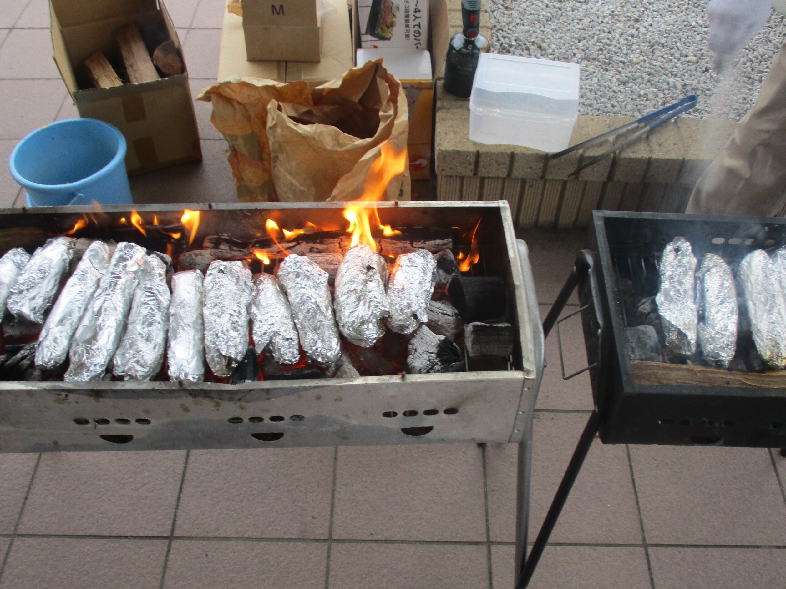 焼き芋-3 ニチイホーム柏の葉