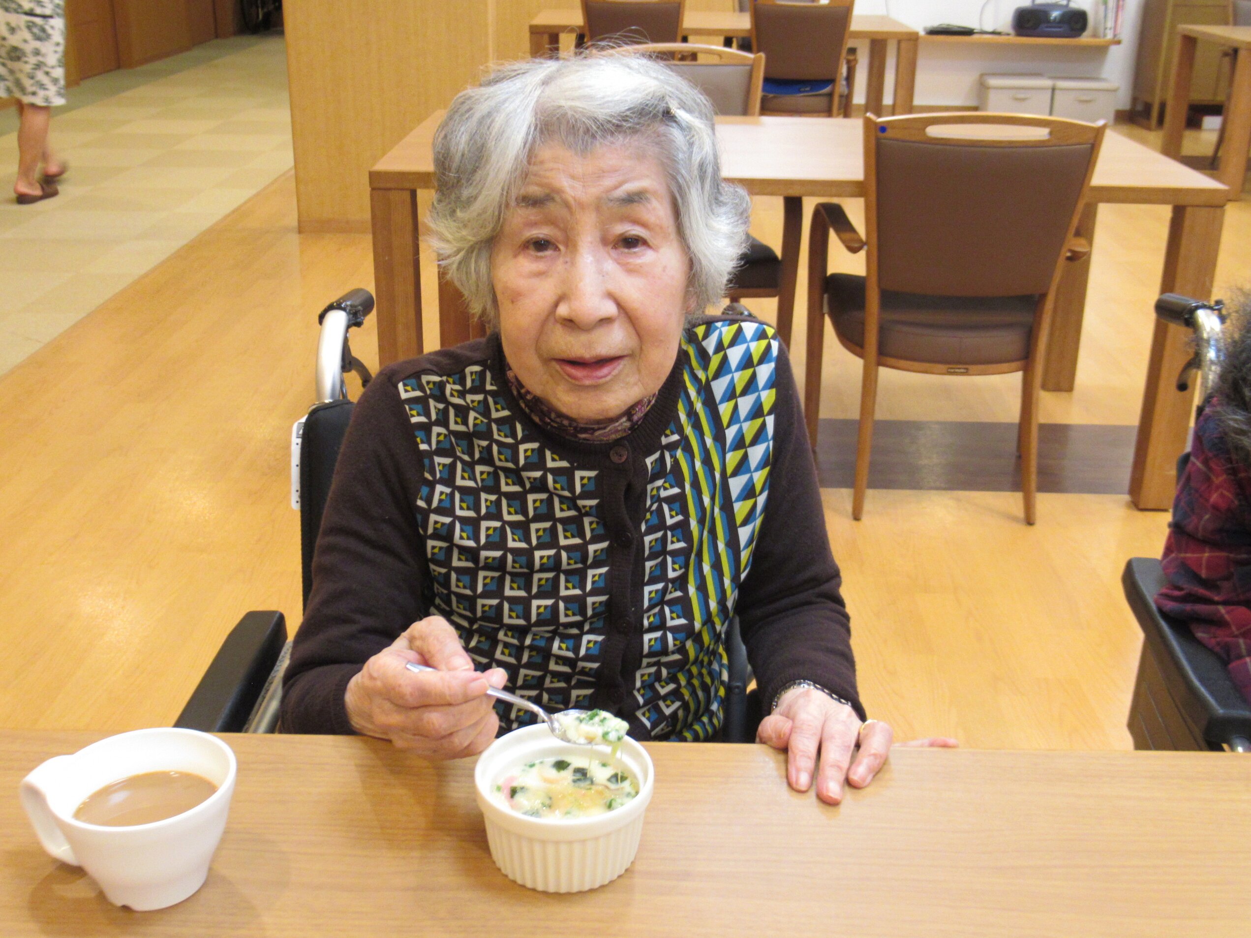 めじろ食堂（茶碗蒸し）-2　ニチイホーム目白