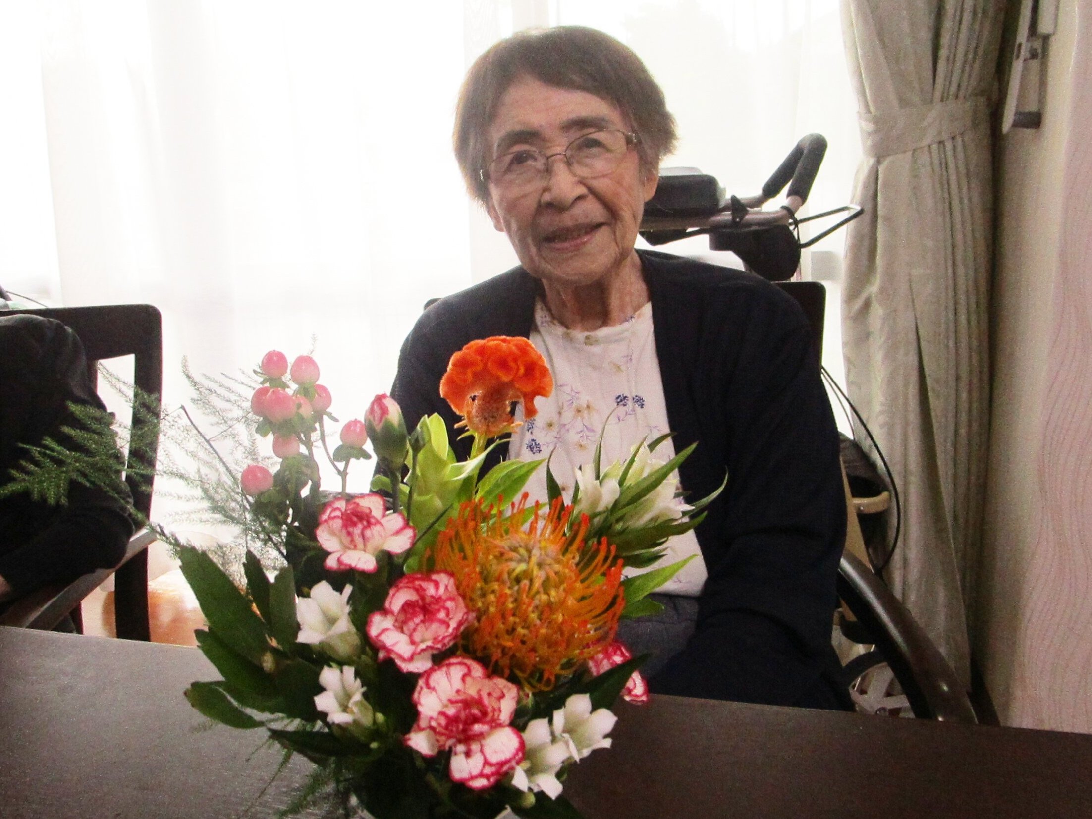 フラワーアレンジメント-1　ニチイホーム三鷹