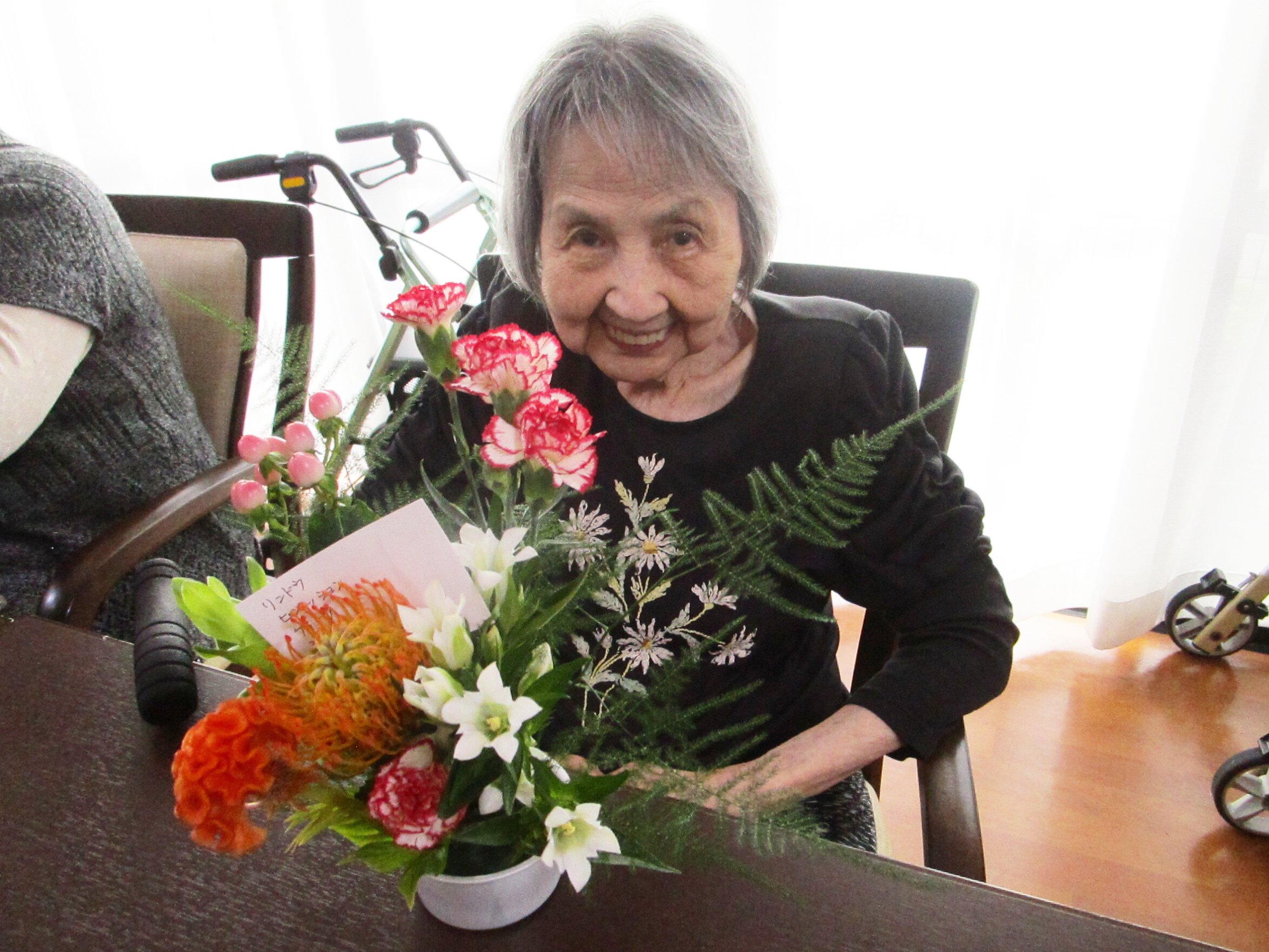 フラワーアレンジメント-4　ニチイホーム三鷹