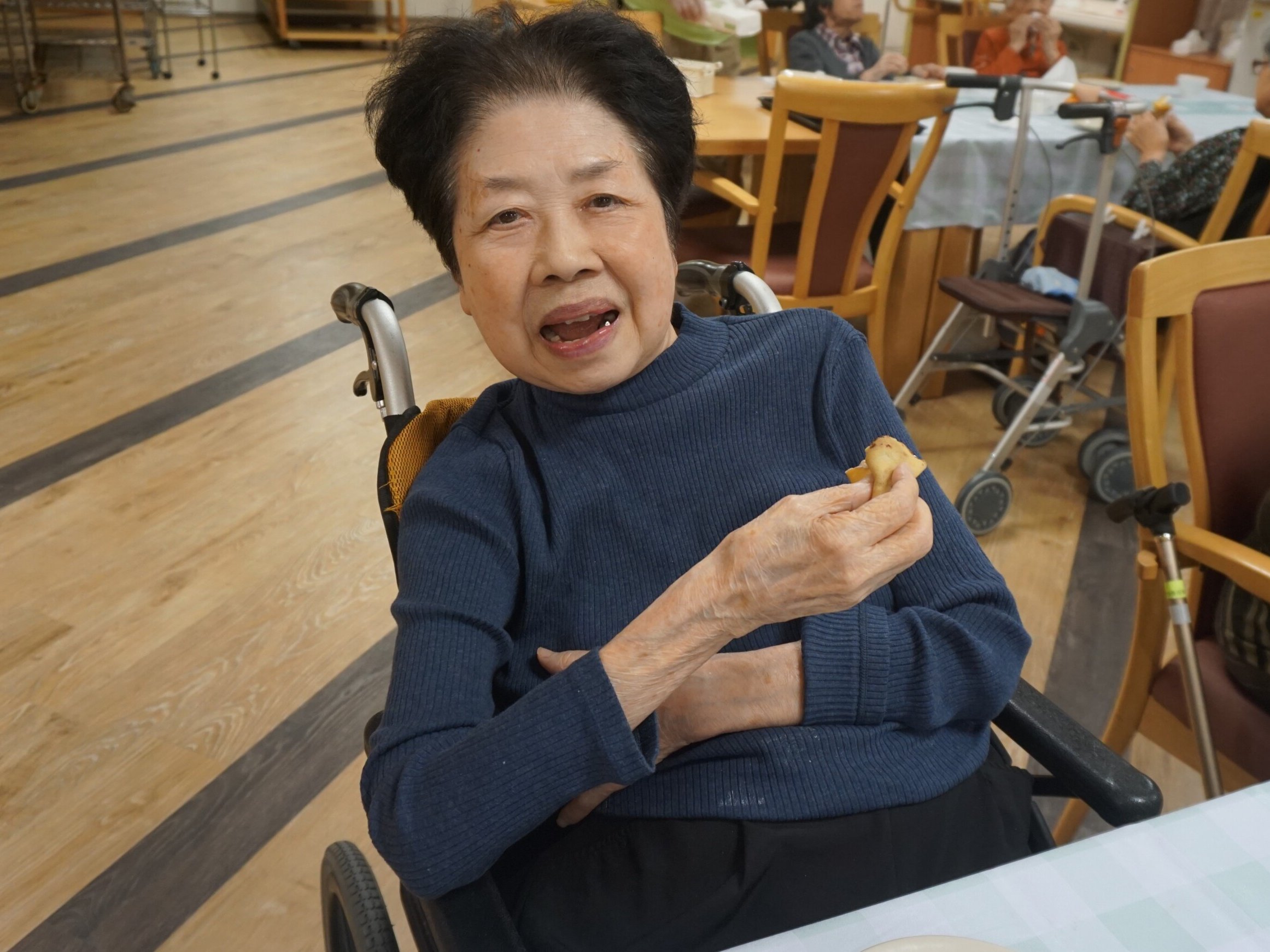 料理サークル クレープ作り-3 ニチイホーム練馬高野台