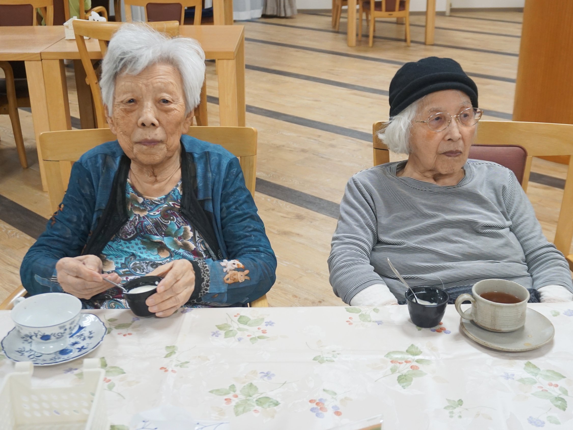 心安らぐ、午後のティータイム-3 ニチイホーム練馬高野台