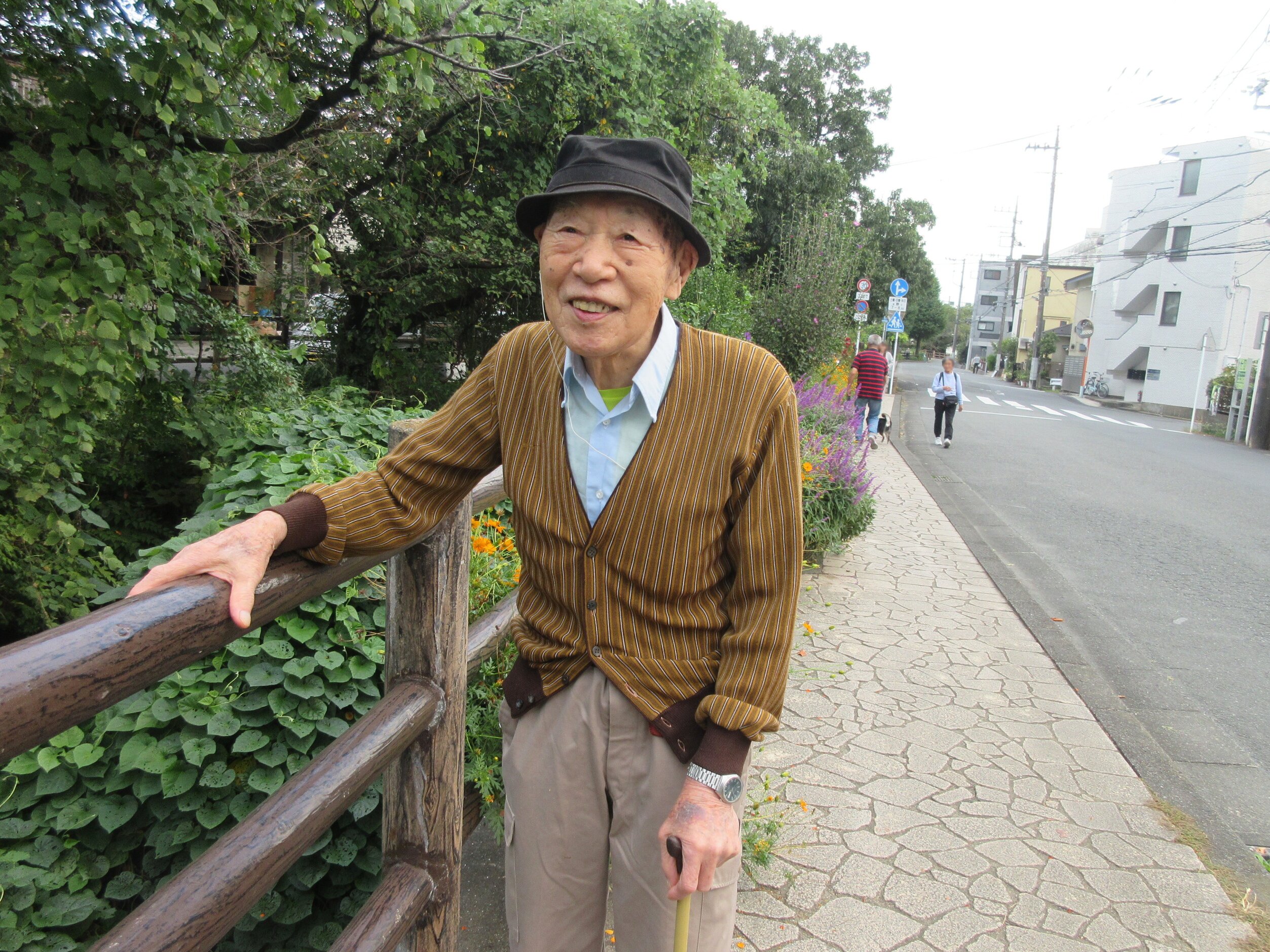 お散歩-6　ニチイホーム登戸