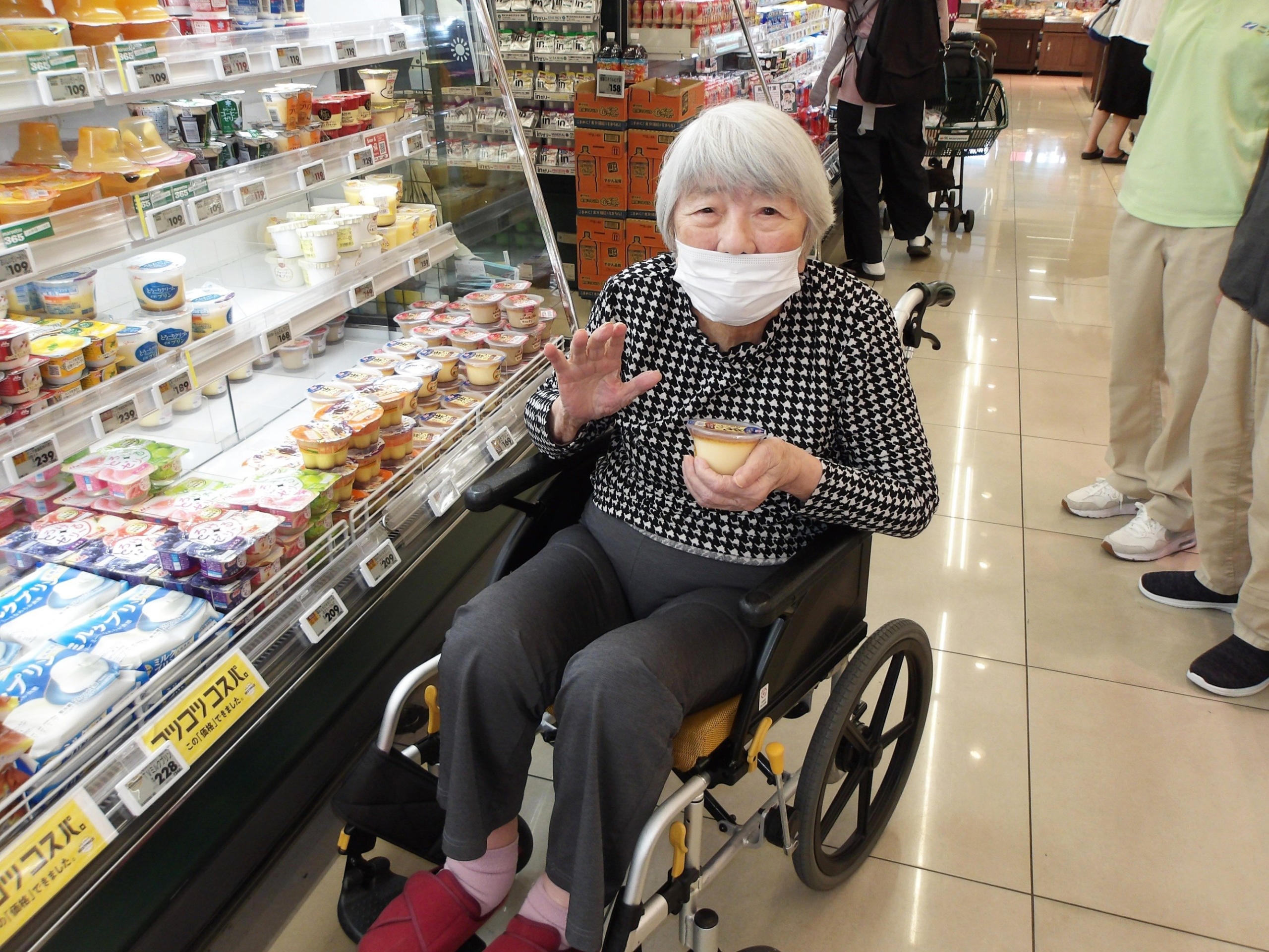 お買い物へ-3　ニチイホーム野方