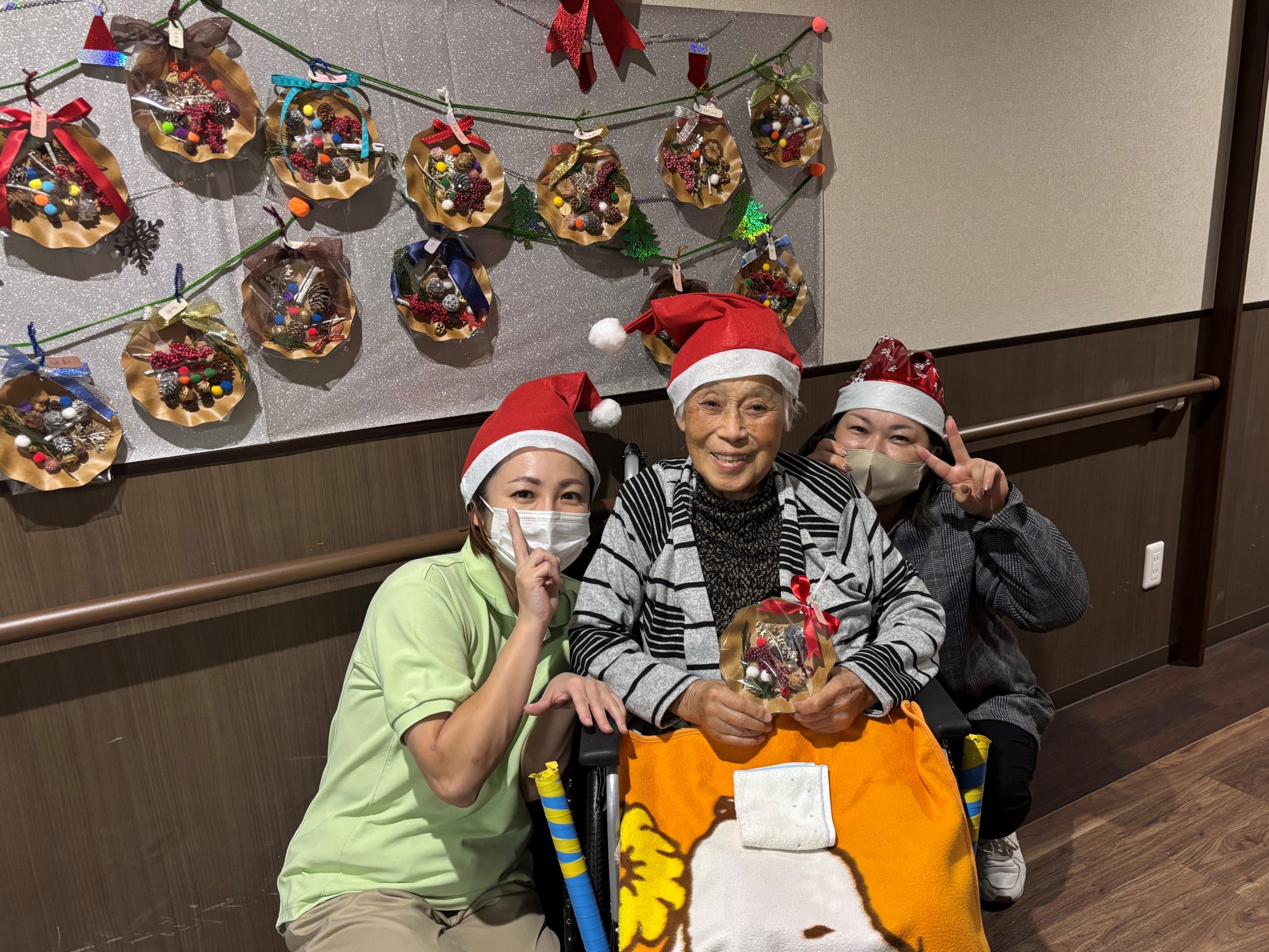 ニチイメゾン南草津Ⅱ番館20251110クリスマスリース4