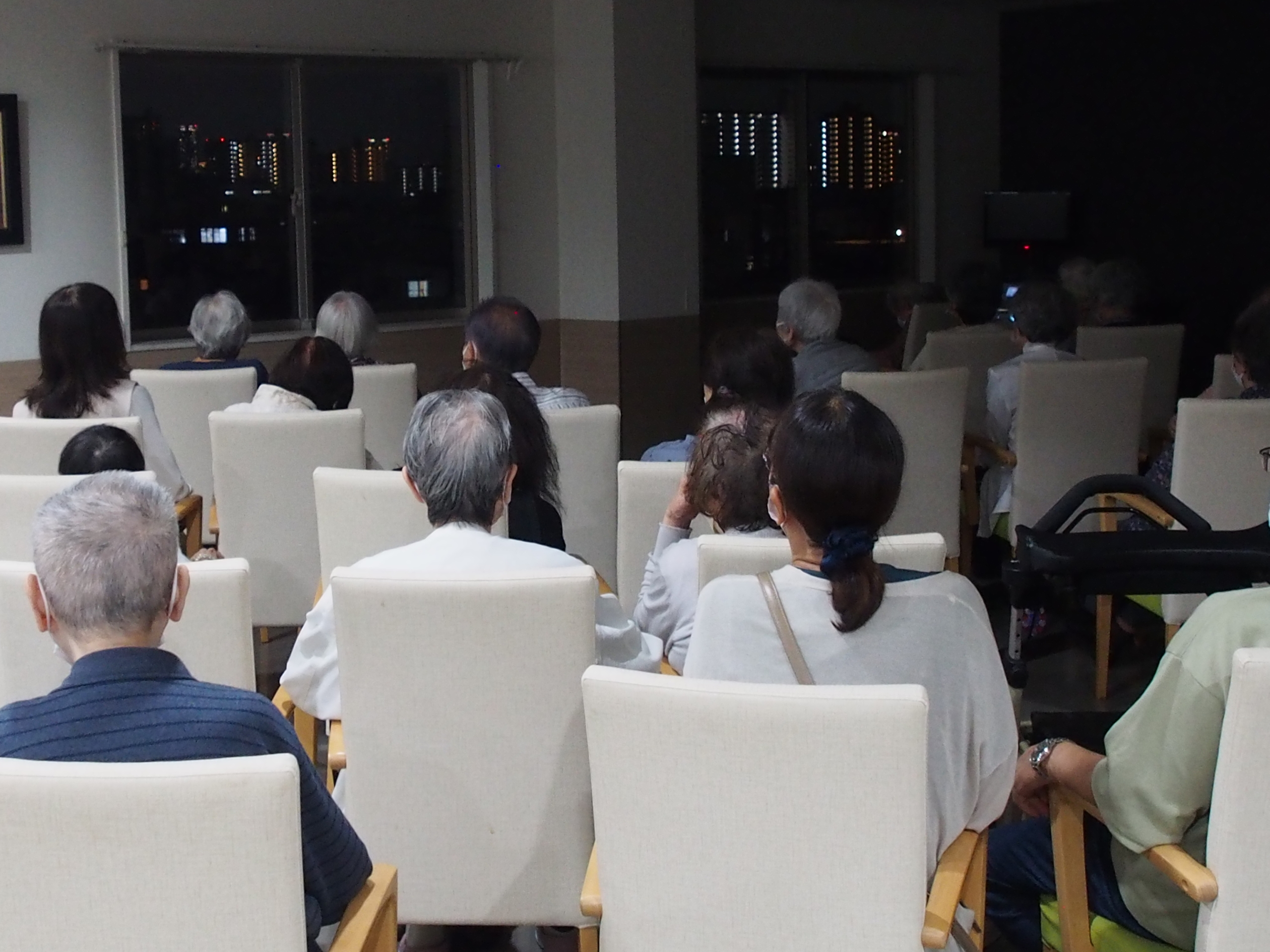 ニチイメゾン三和町20251018花火鑑賞1