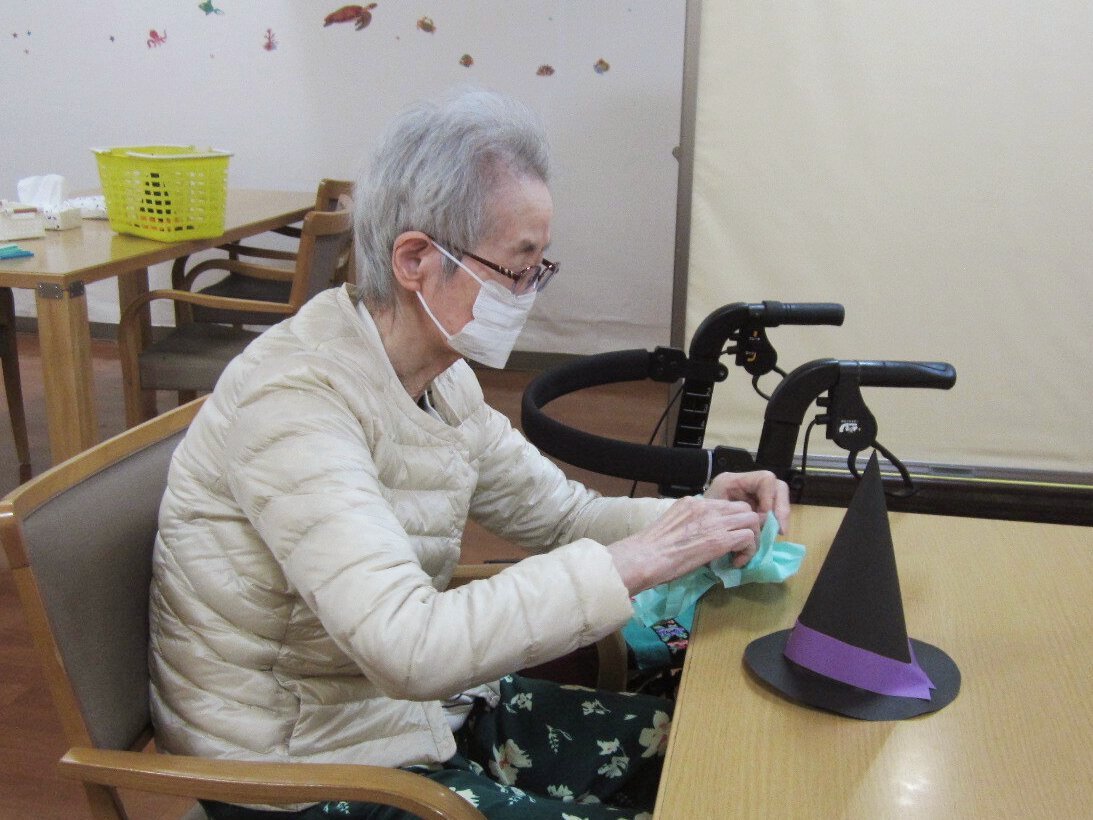 ハロウィン飾り作り♪-2 ニチイホーム青葉台