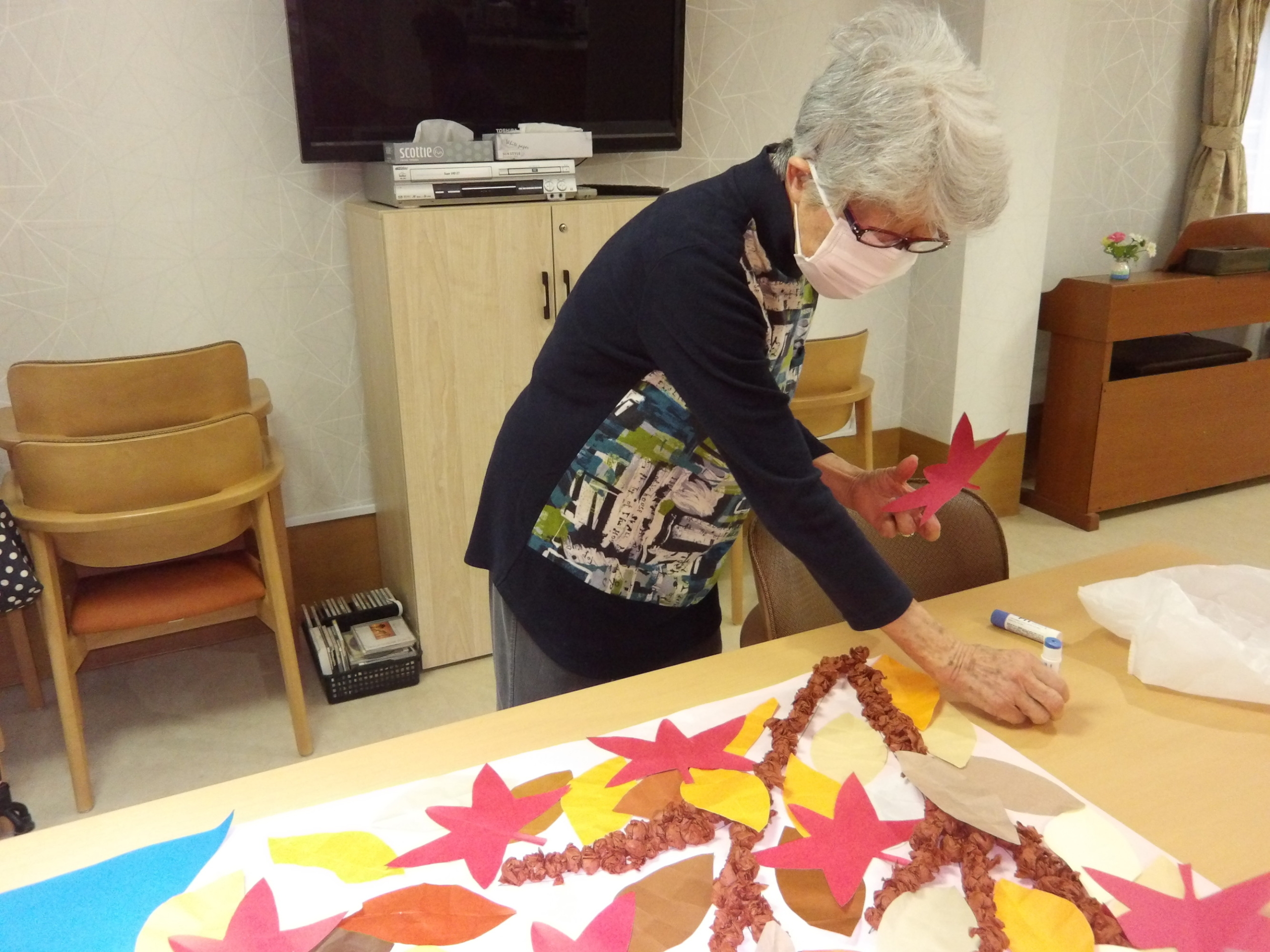 秋の工作-3 ニチイホーム東府中