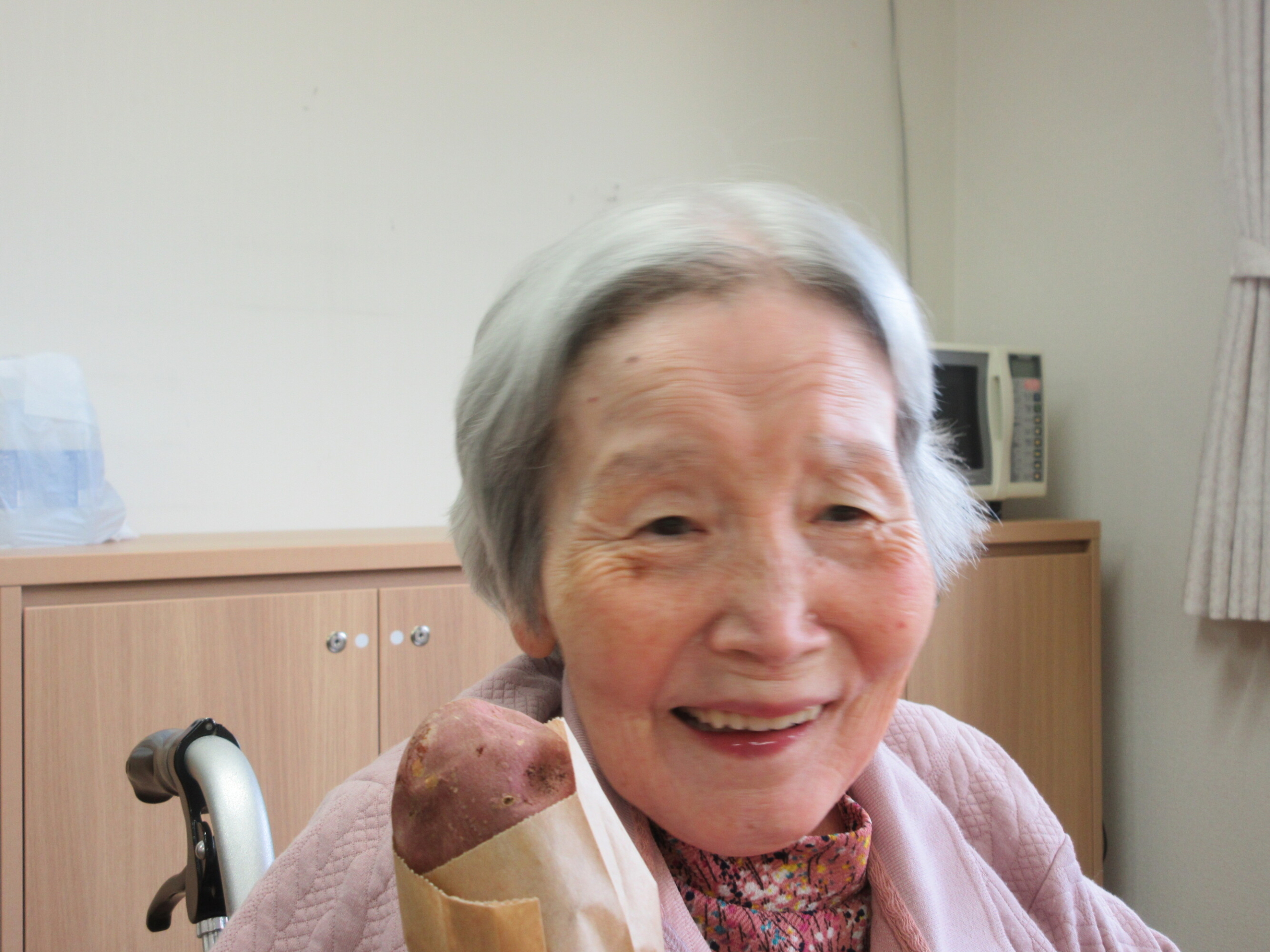 10月のおいもや-1　ニチイホーム国立