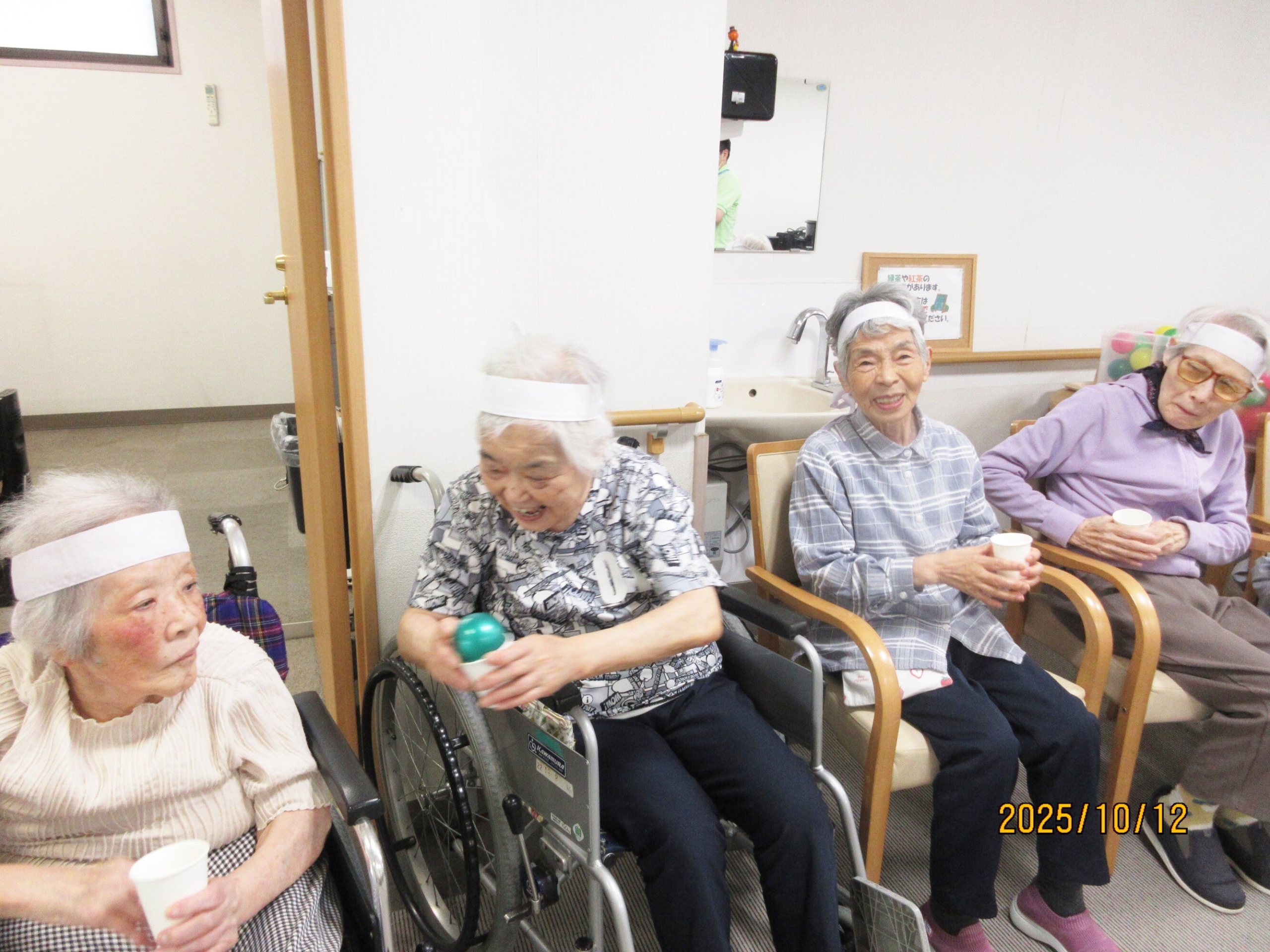 スポーツの秋ー1 ニチイホーム栗平