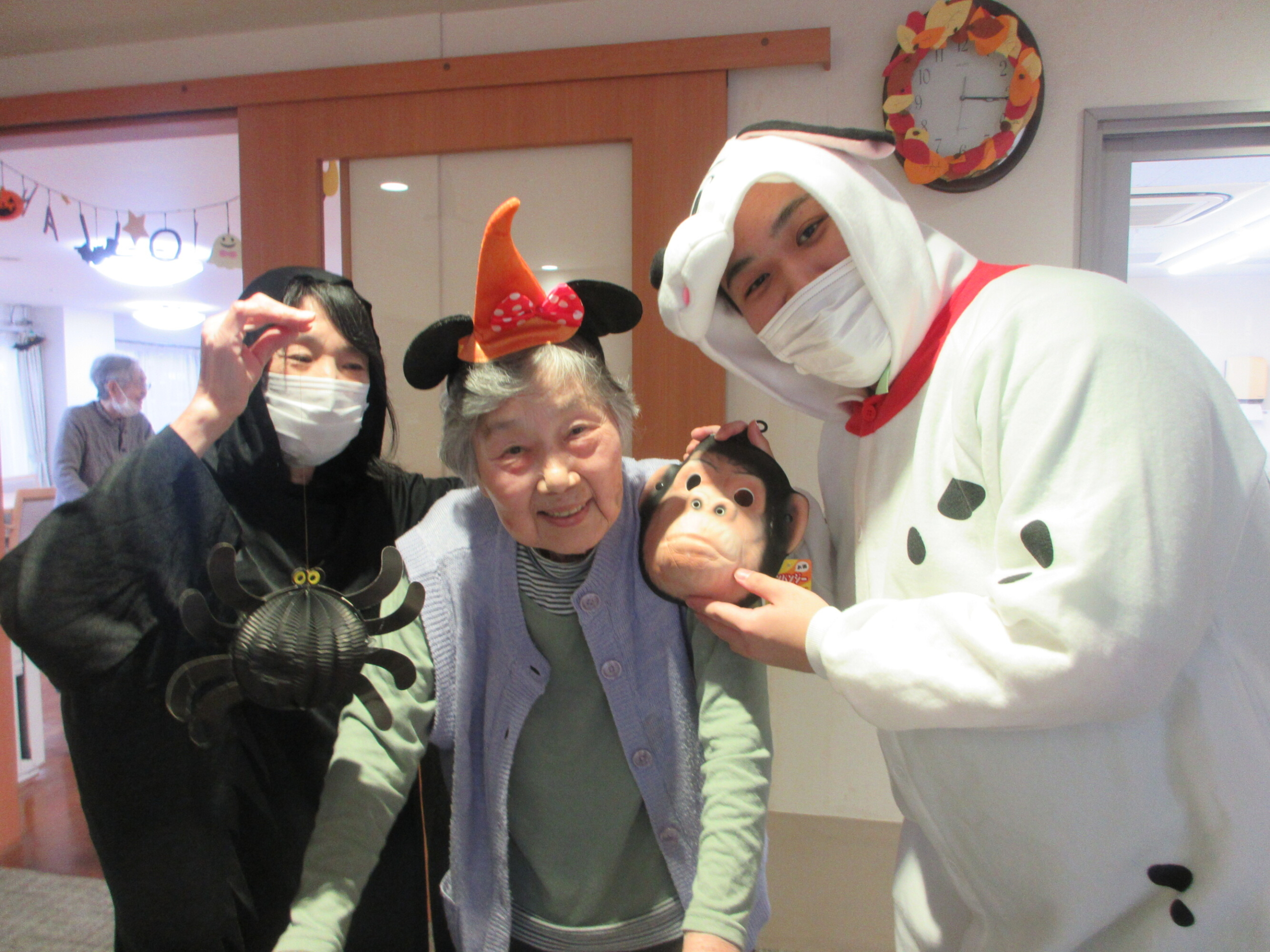 ハロウィン仮装-2 ニチイホーム南大泉