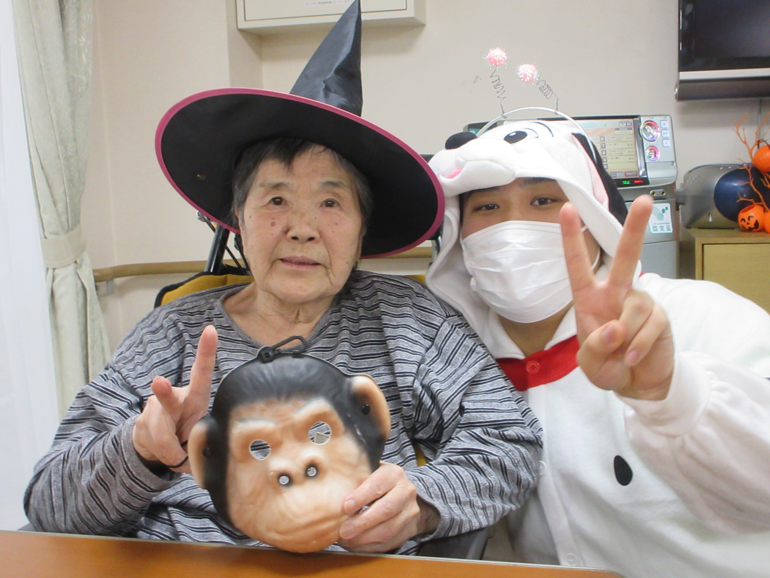 ハロウィン仮装-3 ニチイホーム南大泉