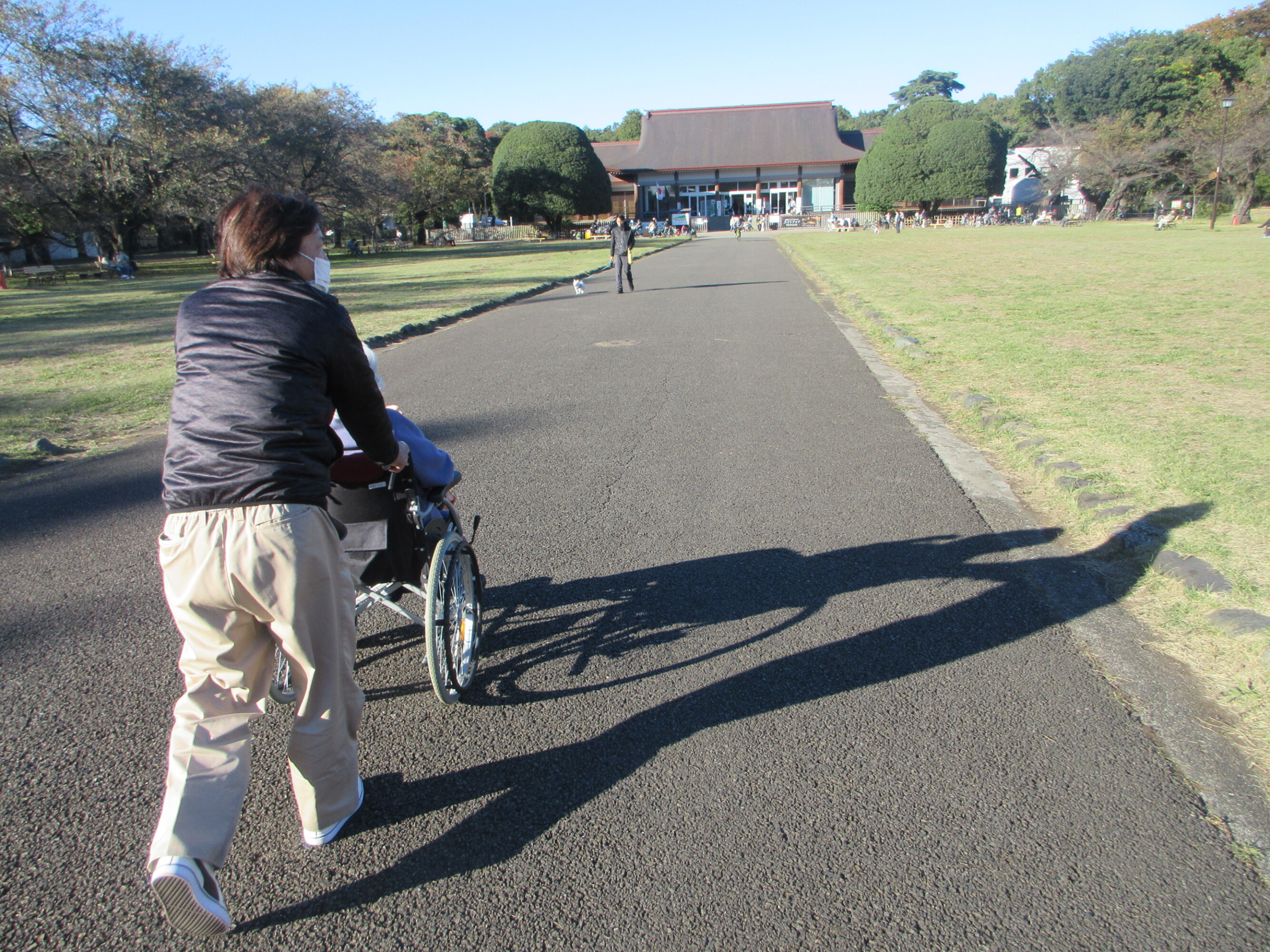 外出(小金井公園・イオン東久留米)-1 ニチイホーム南大泉