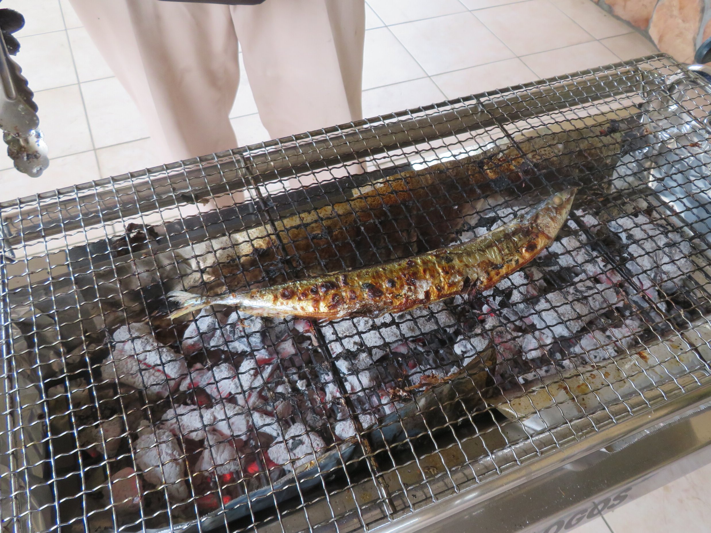 焼き立てのサンマ-2　ニチイホーム三鷹Ⅱ番館