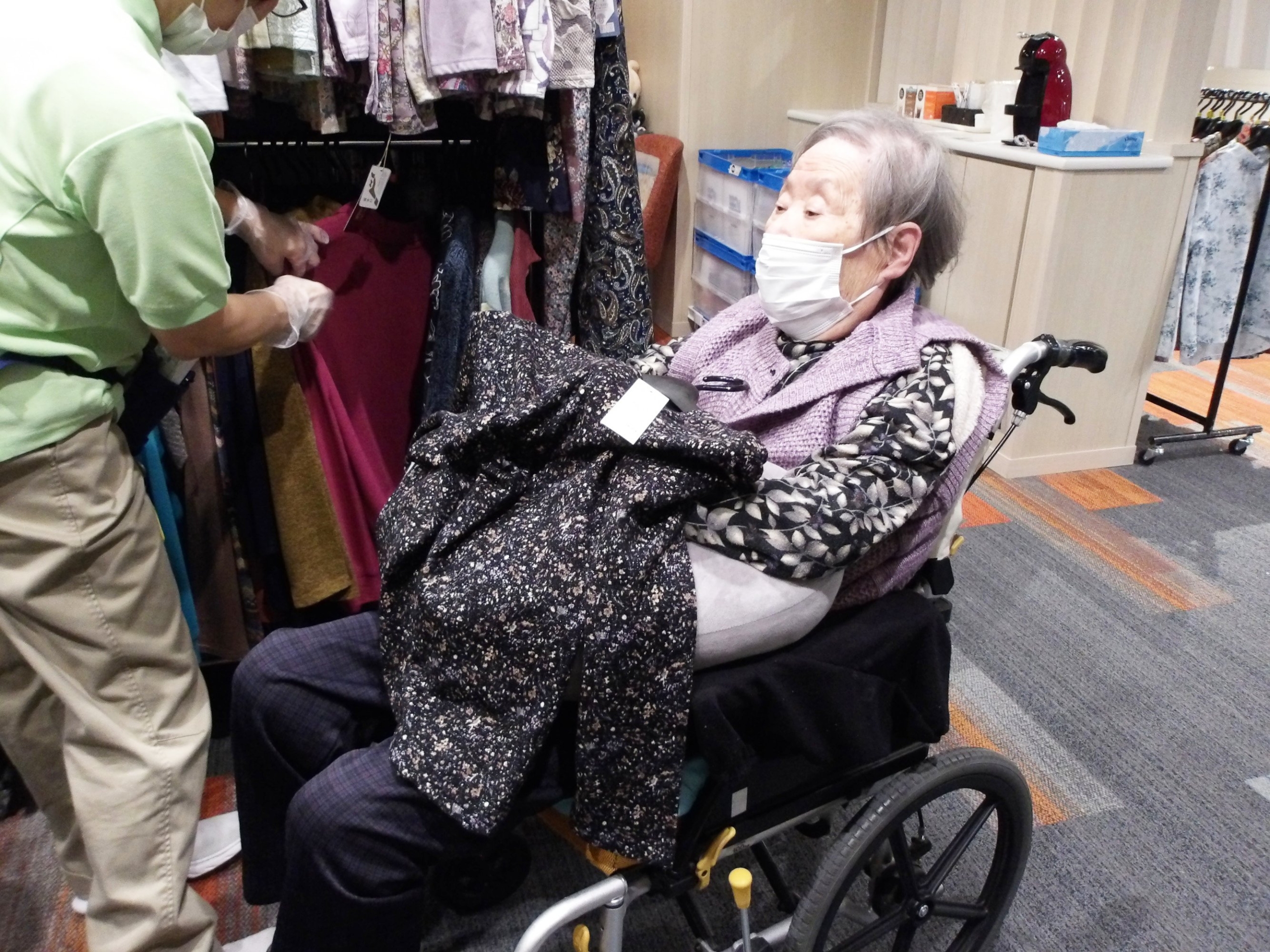 衣料品販売会-4　ニチイホーム野方