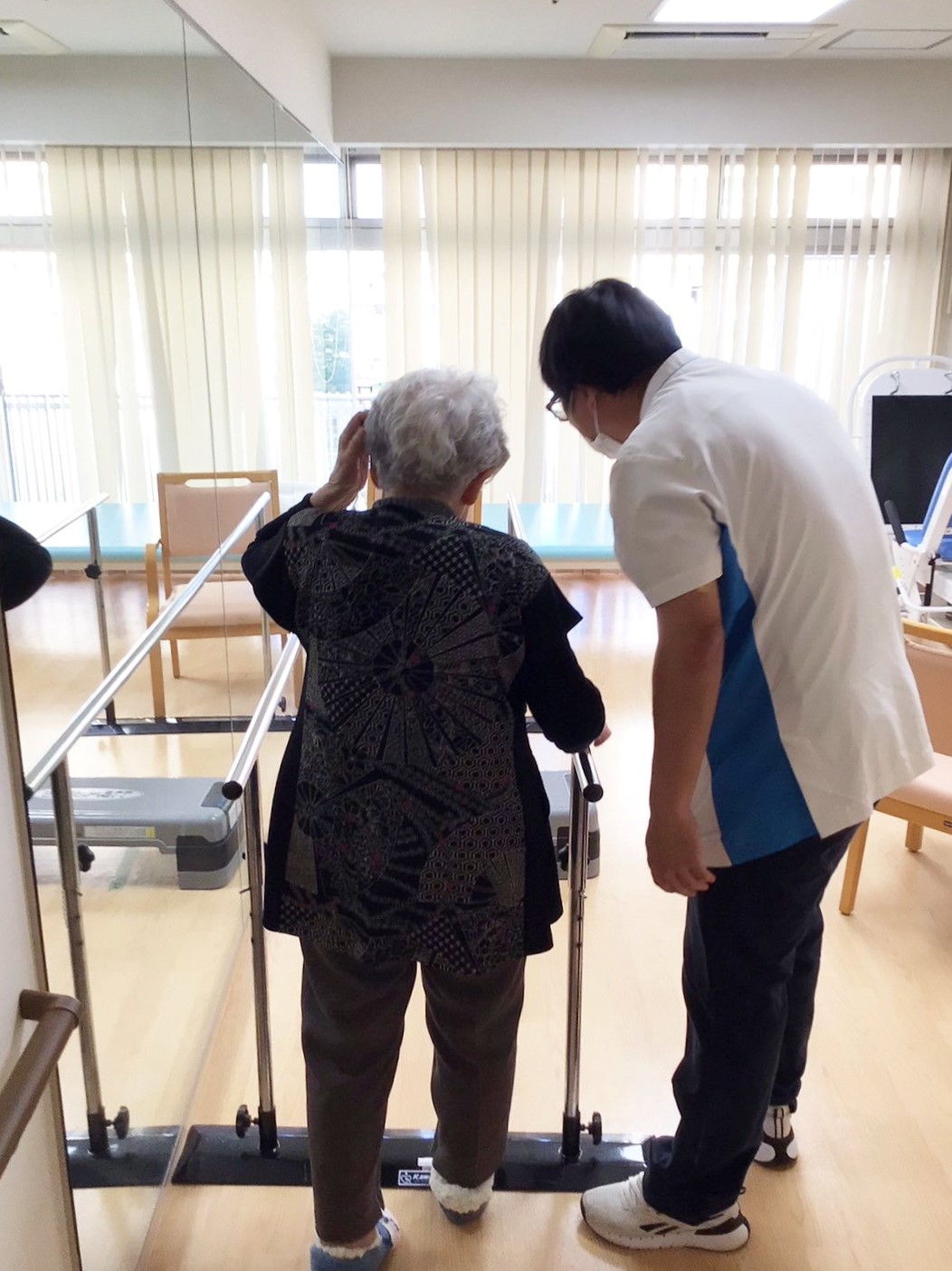 リハビリの秋-1 ニチイホーム鷺ノ宮