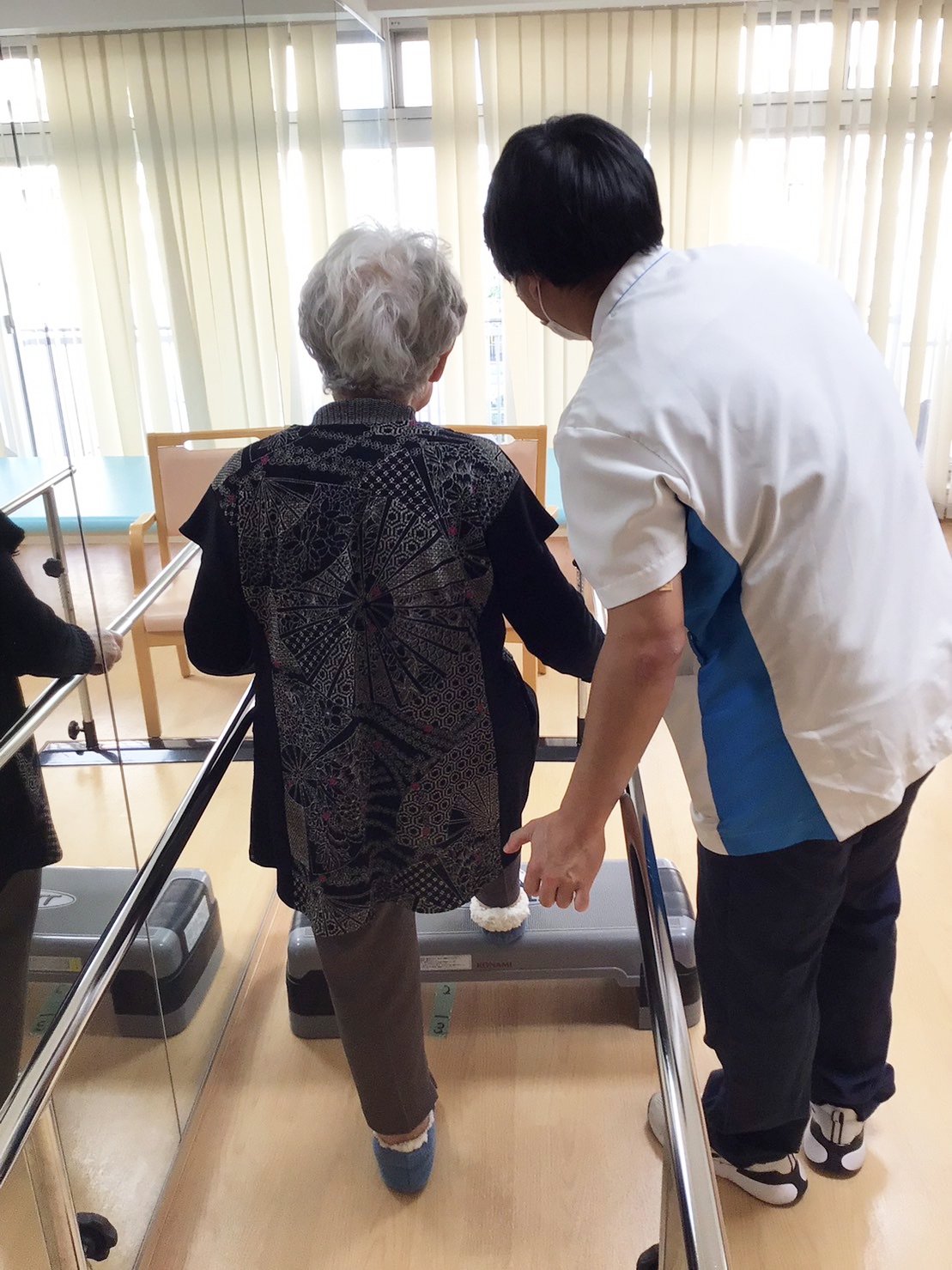 リハビリの秋-3 ニチイホーム鷺ノ宮