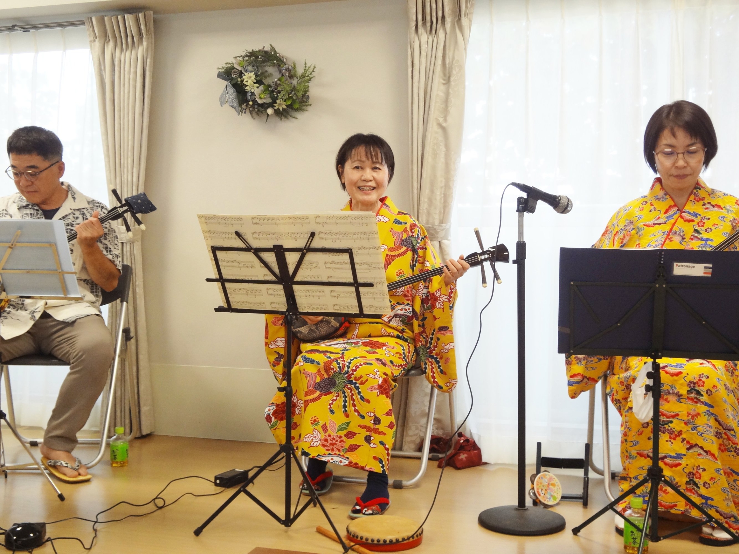 三線の会-1 ニチイホーム鷺沼南