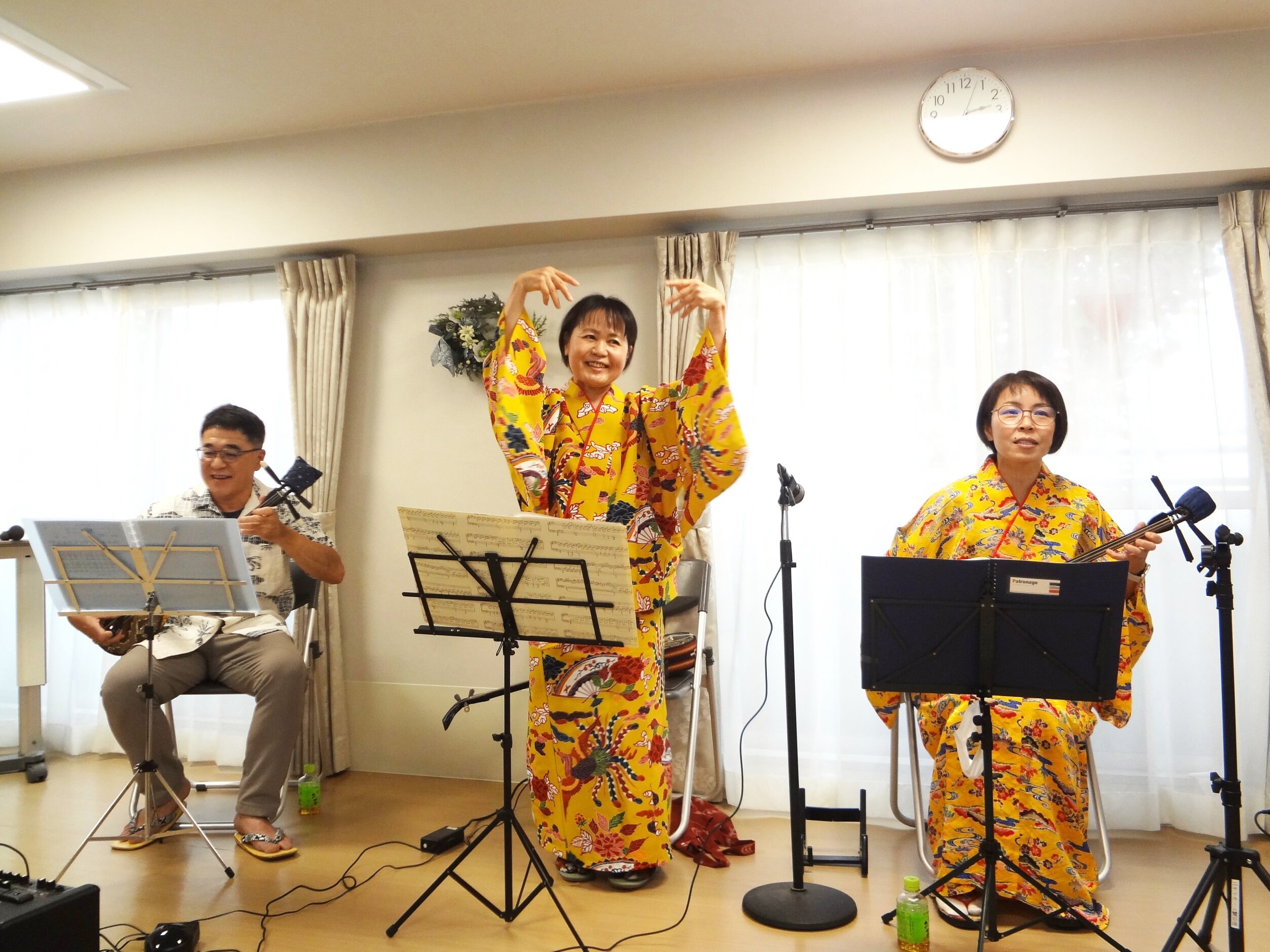 三線の会-5 ニチイホーム鷺沼南