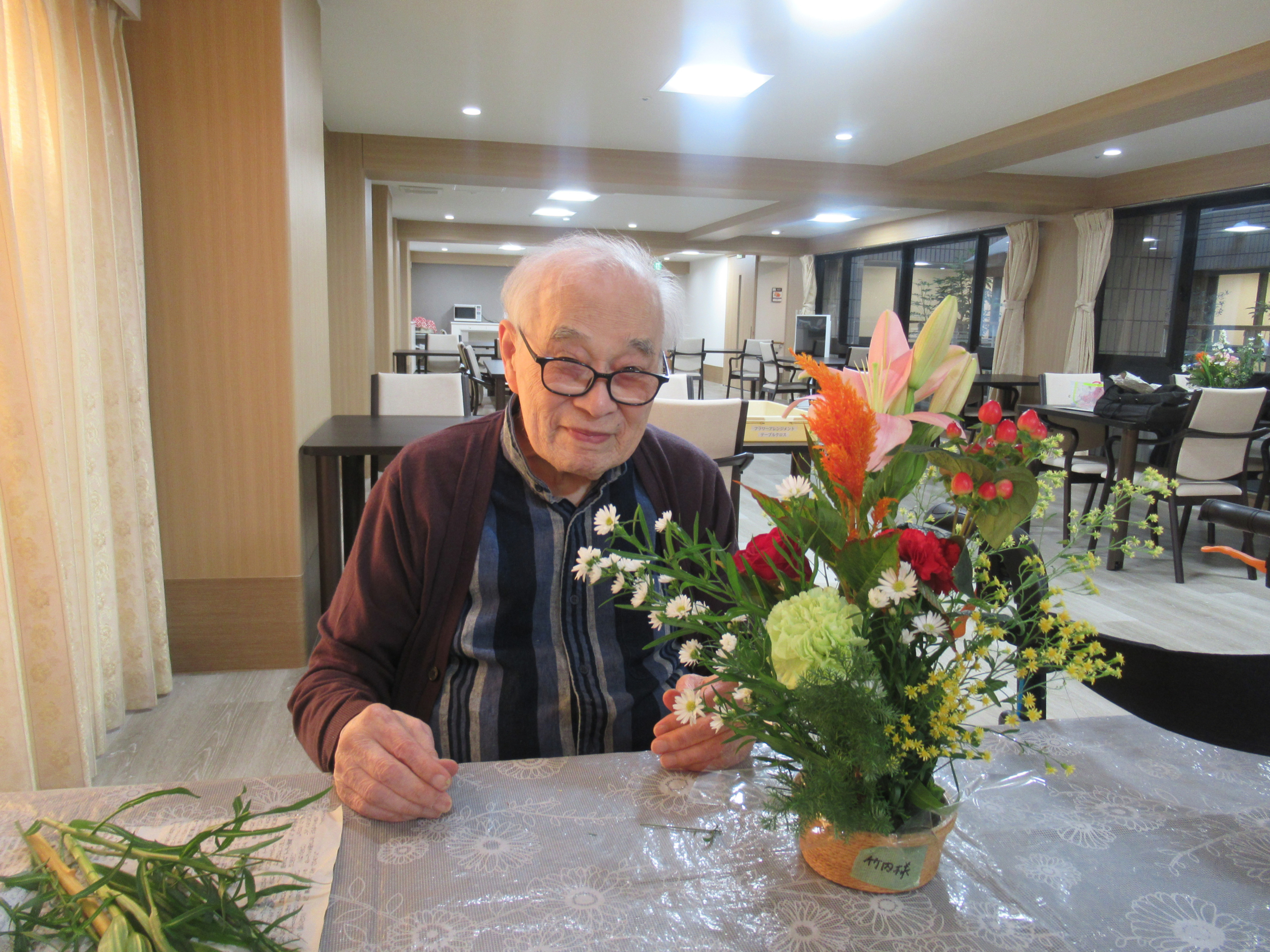 ニチイホーム中野南台フラワーアレンジメント６