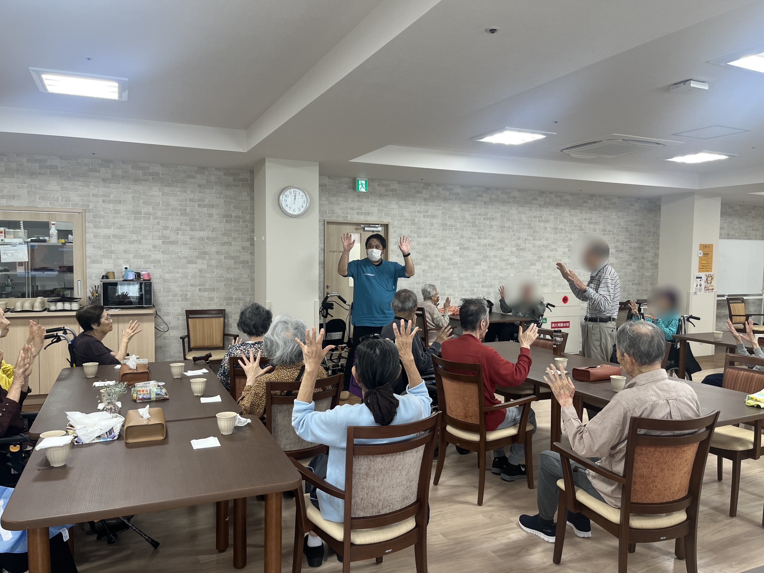 ニチイメゾン長岡京20251221体操２