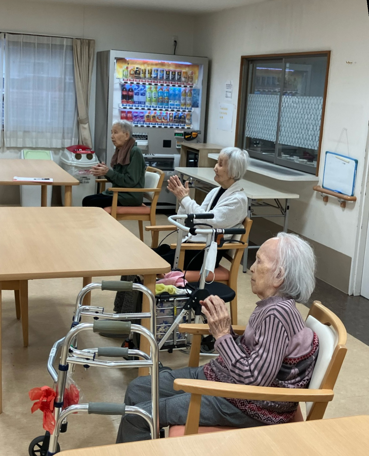 ニチイメゾン栗東20251217体操教室４