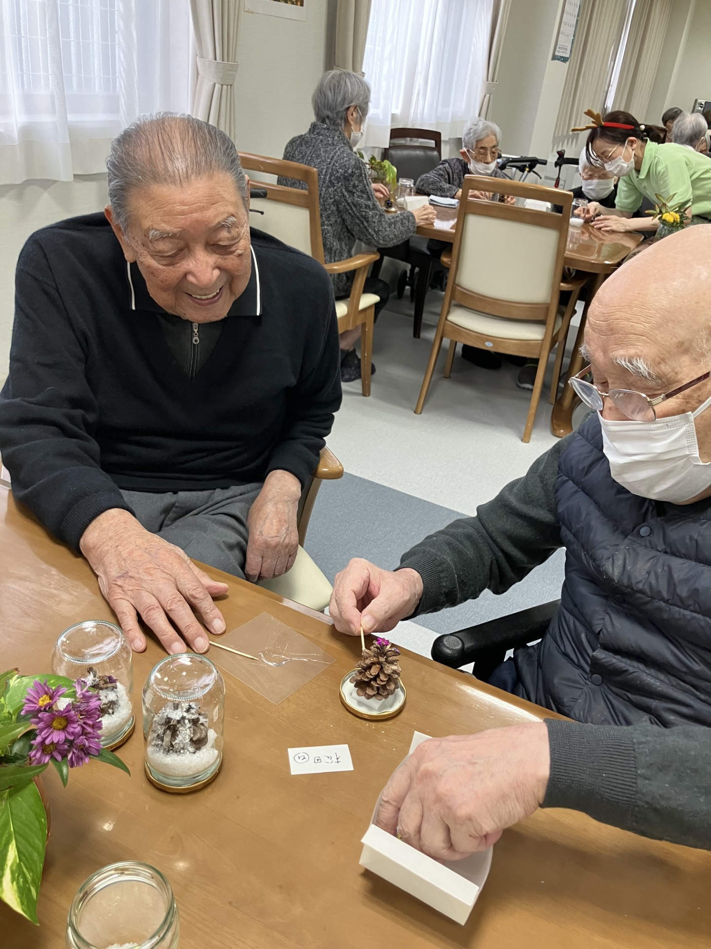 ニチイメゾン瀬田20251214クリスマス飾り２