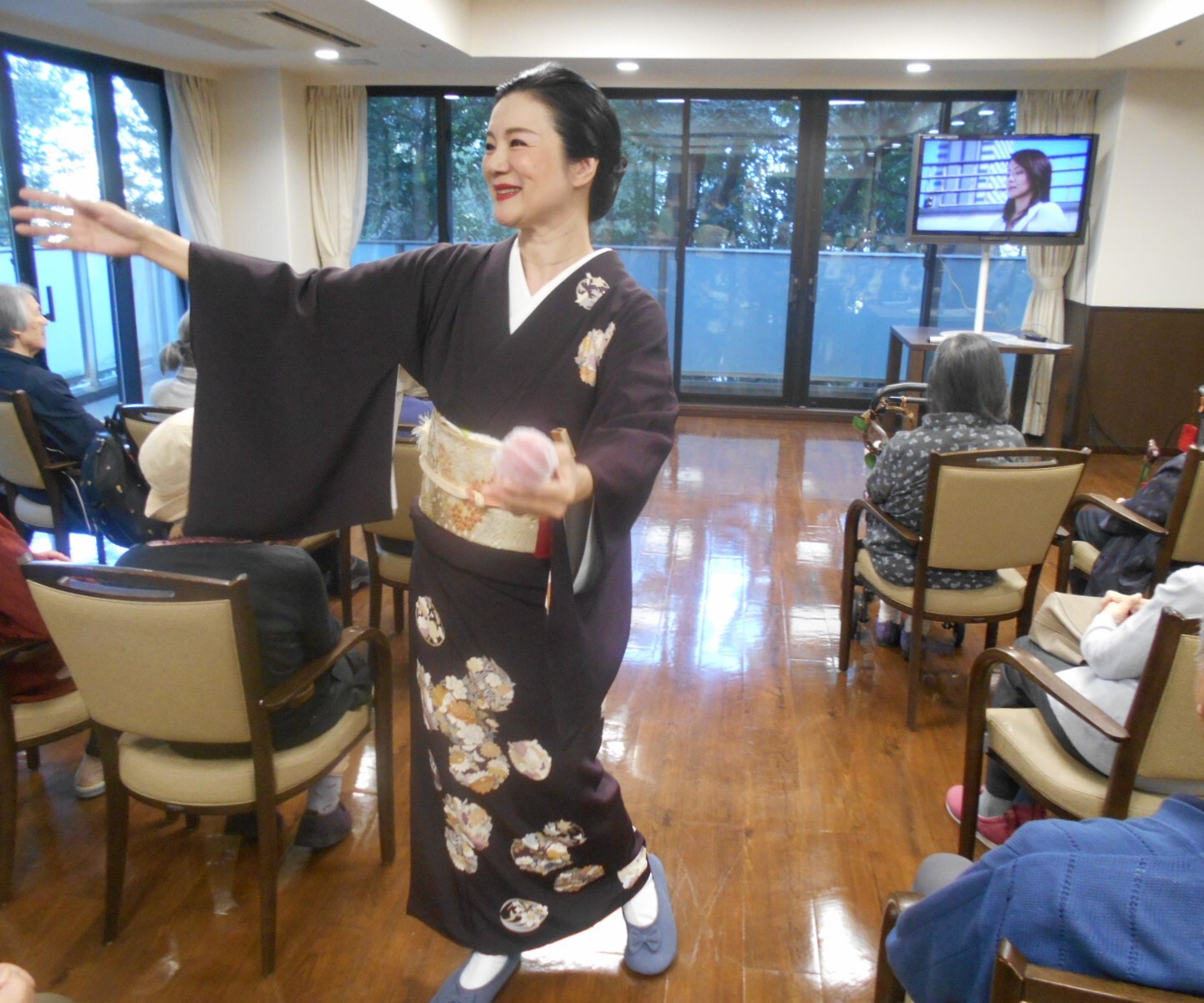 歌謡ショー-1　ニチイホーム江古田の杜