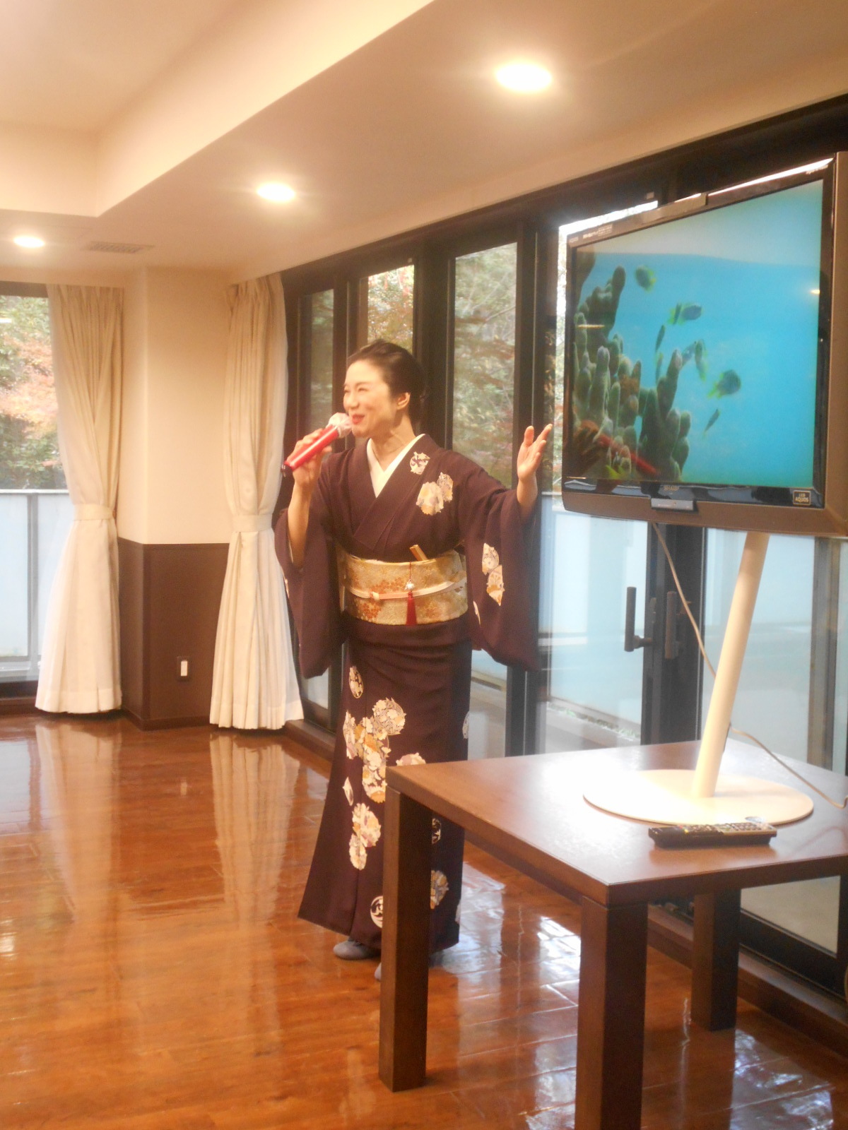 歌謡ショー-3　ニチイホーム江古田の杜