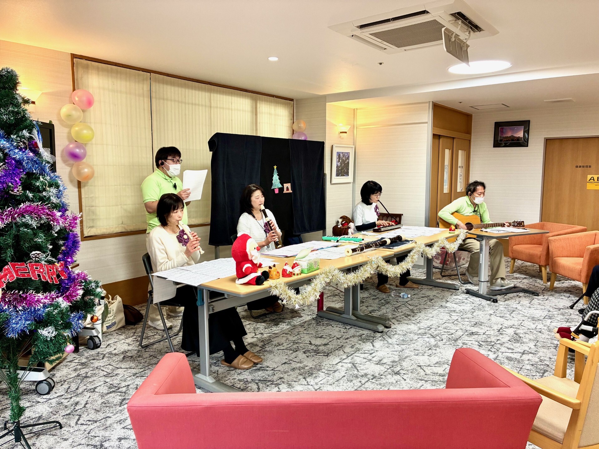 一足早いクリスマス会♪-2 　ニチイホームはるひ野