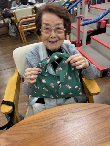 手ぬぐいで、手提げを作ろう!-3 ニチイホーム碑文谷