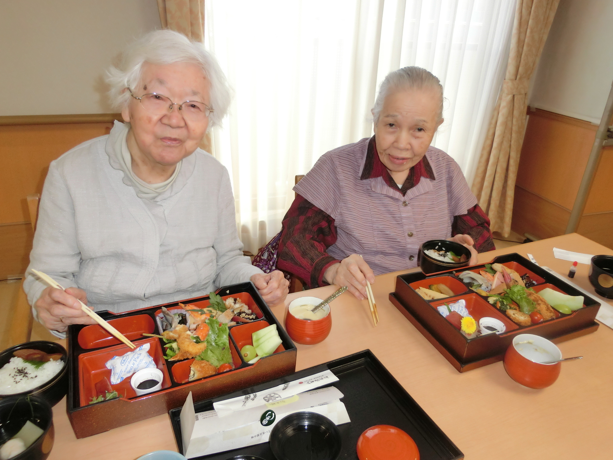 忘年会-4　ニチイホーム星ヶ丘