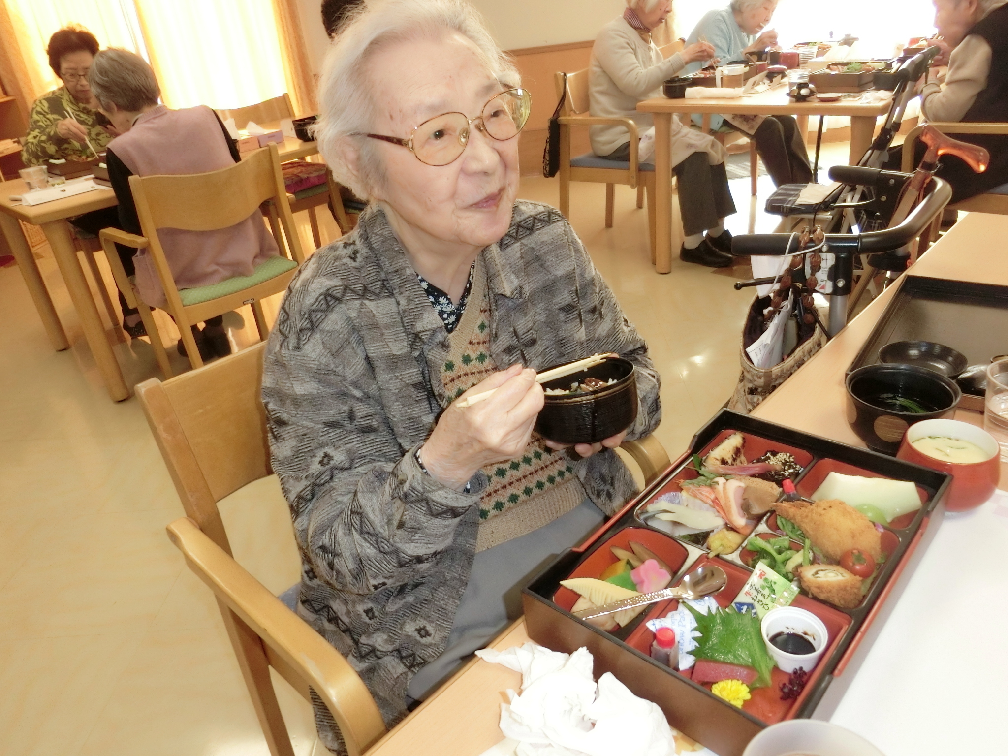 忘年会-4　ニチイホーム星ヶ丘