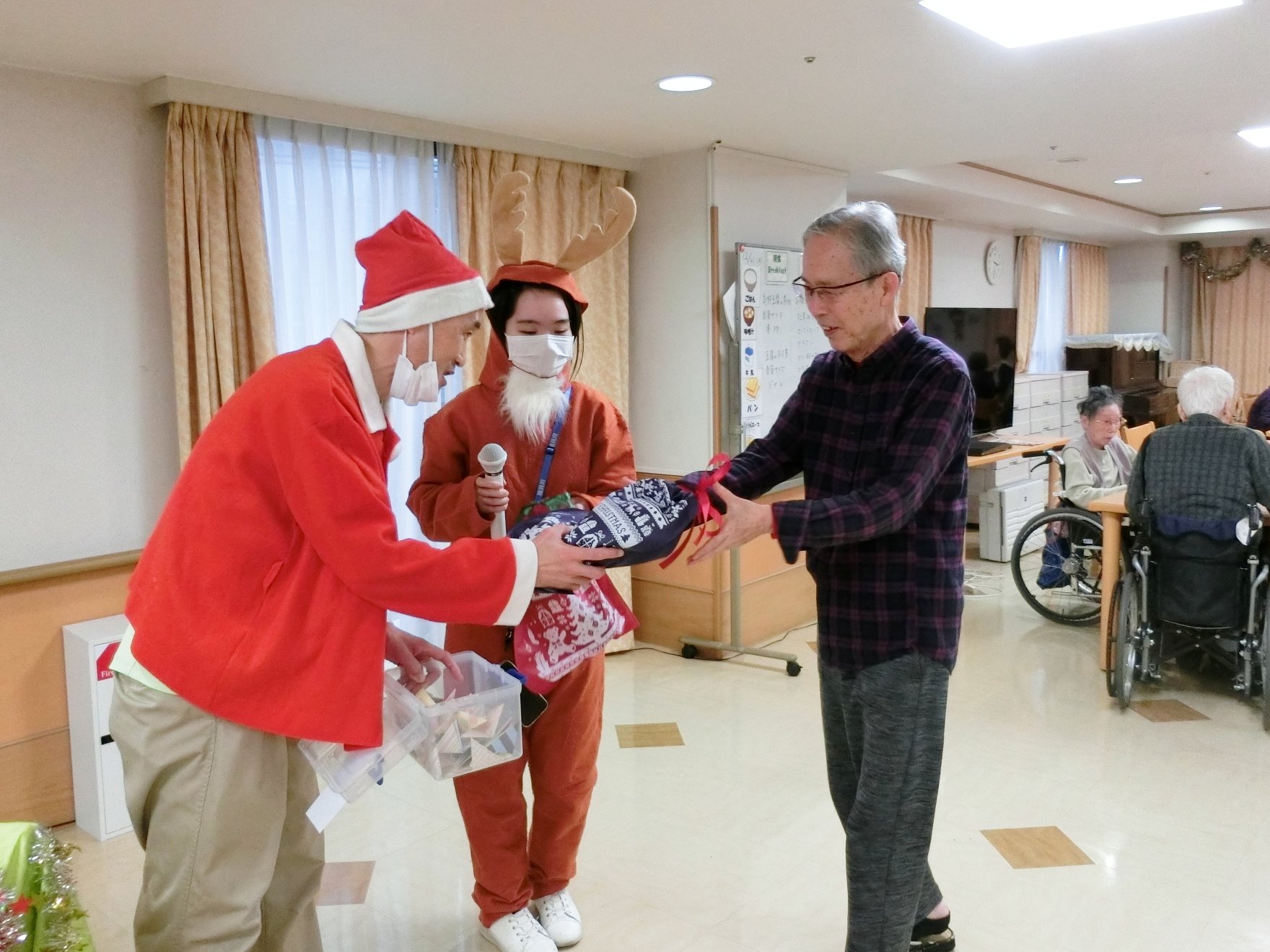 クリスマス会-2　ニチイホーム星ヶ丘