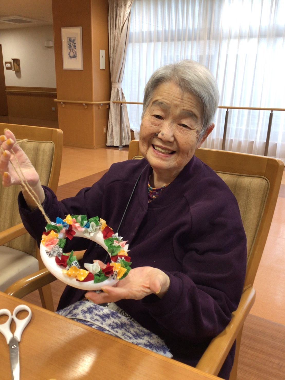 クリスマスリース作り-4　ニチイホーム板橋徳丸