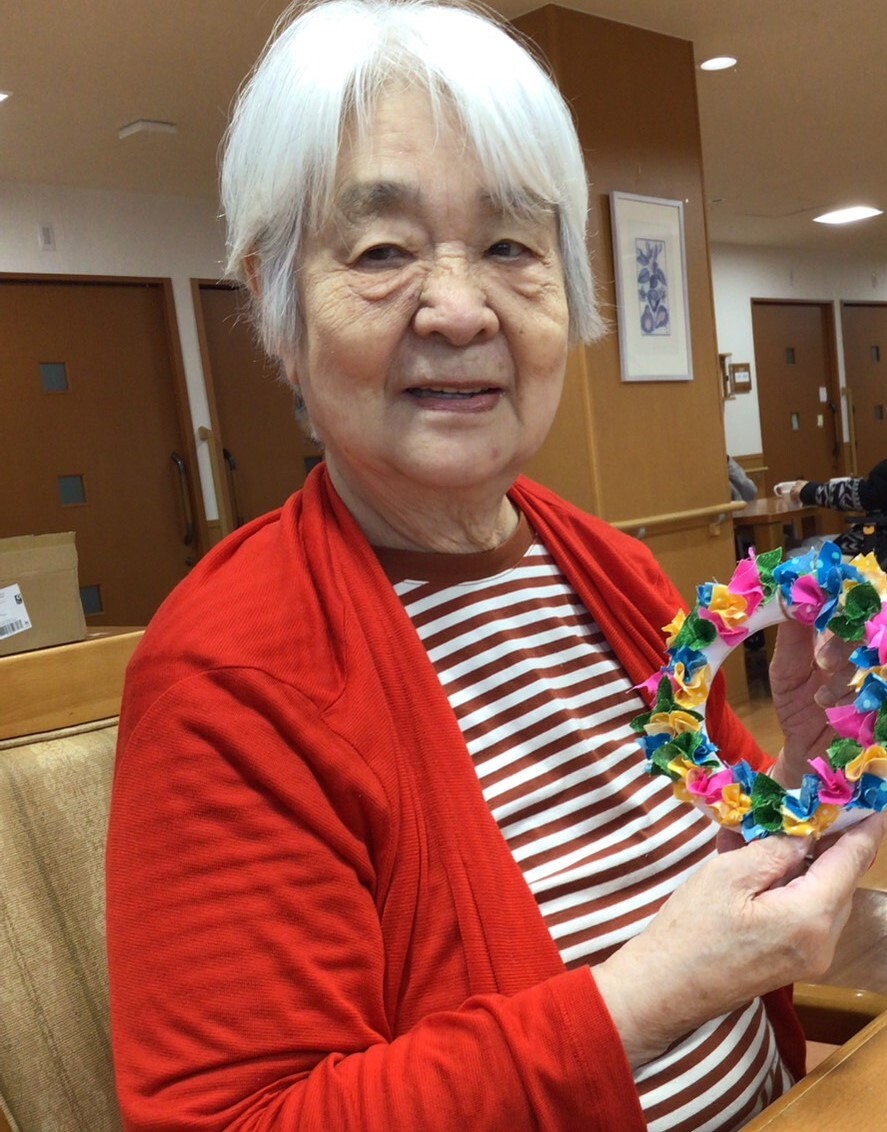 クリスマスリース作り-5　ニチイホーム板橋徳丸