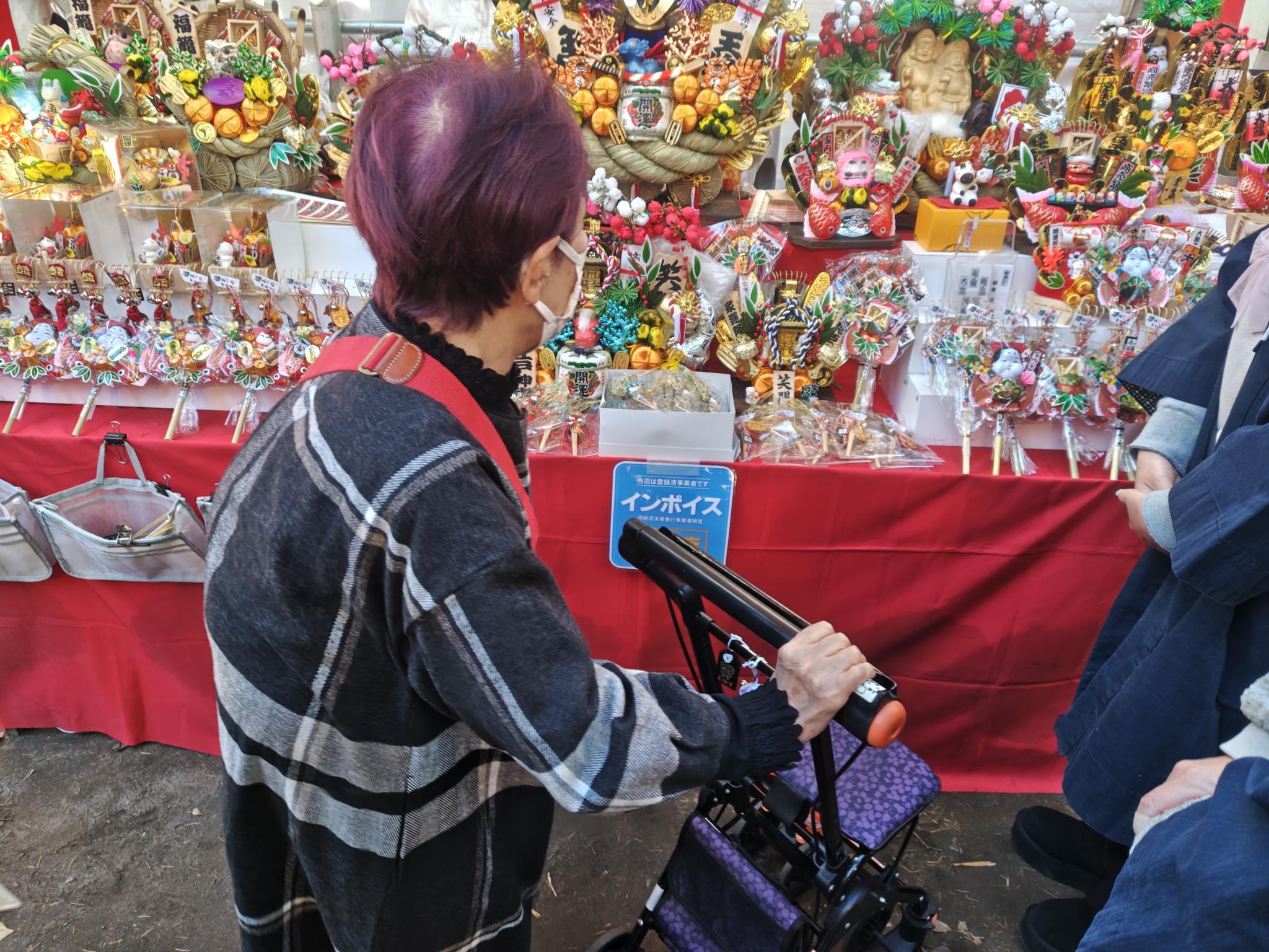 おかめ市（酉の市）-3　ニチイホーム川口