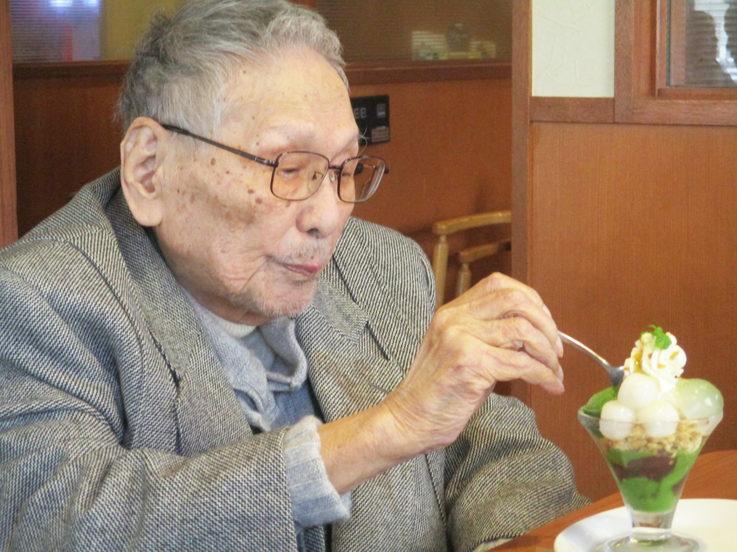 外食-1　ニチイホーム久が原