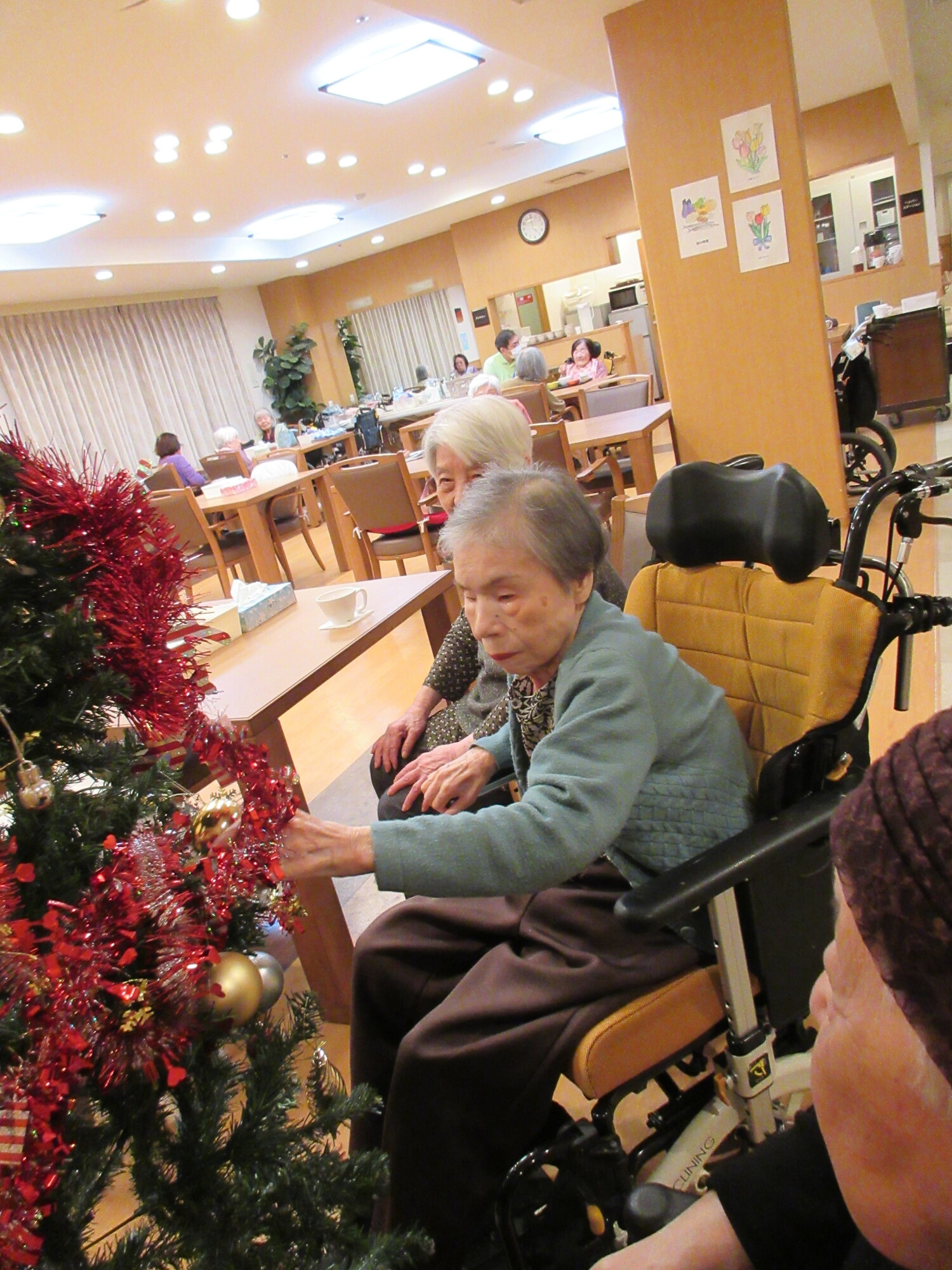 クリスマス準備-2　ニチイホーム目白