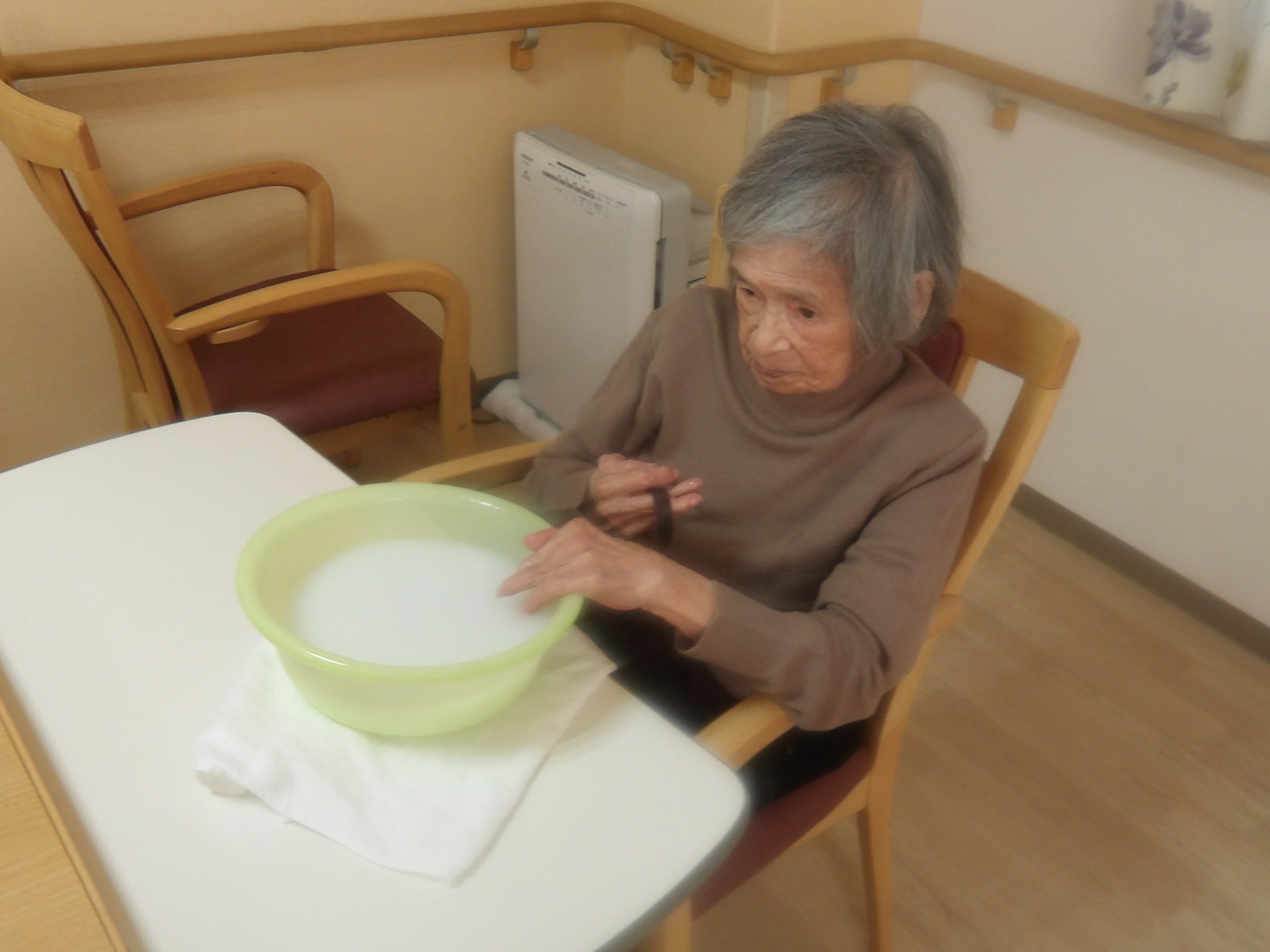 手浴-3　ニチイホーム練馬高野台