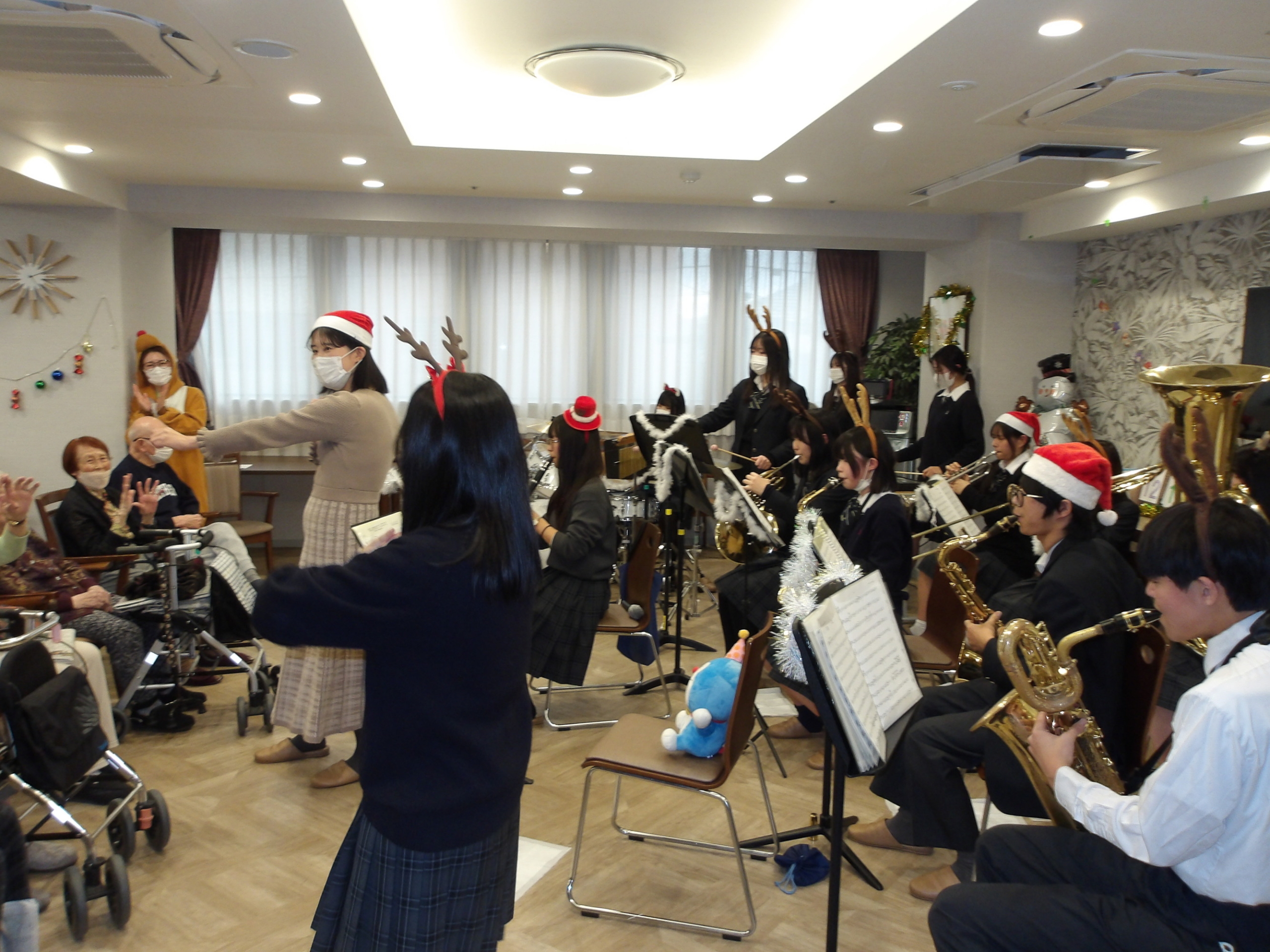 クリスマスコンサート-1　ニチイホーム野方