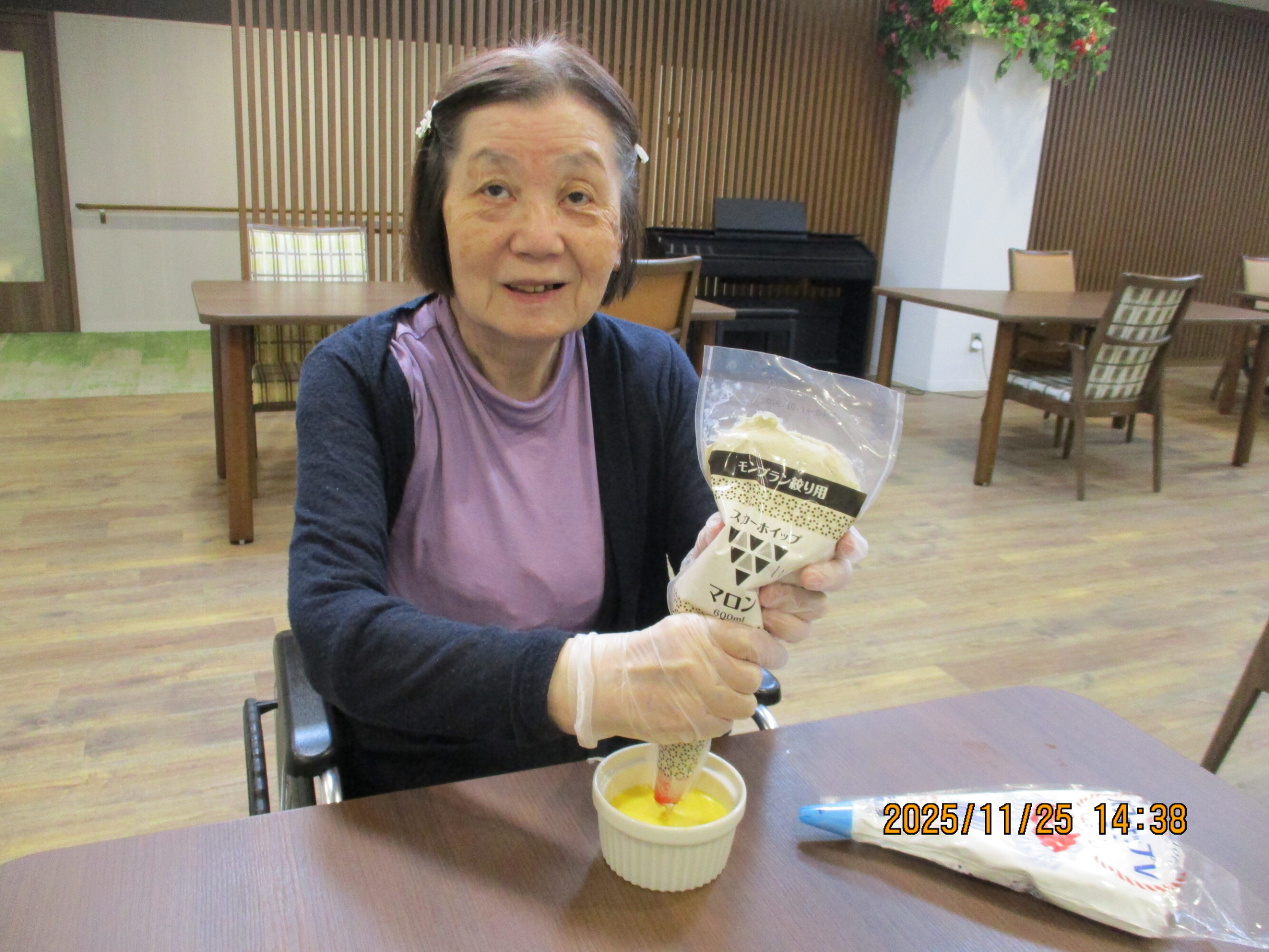 秋の味覚-1 ニチイホーム大倉山