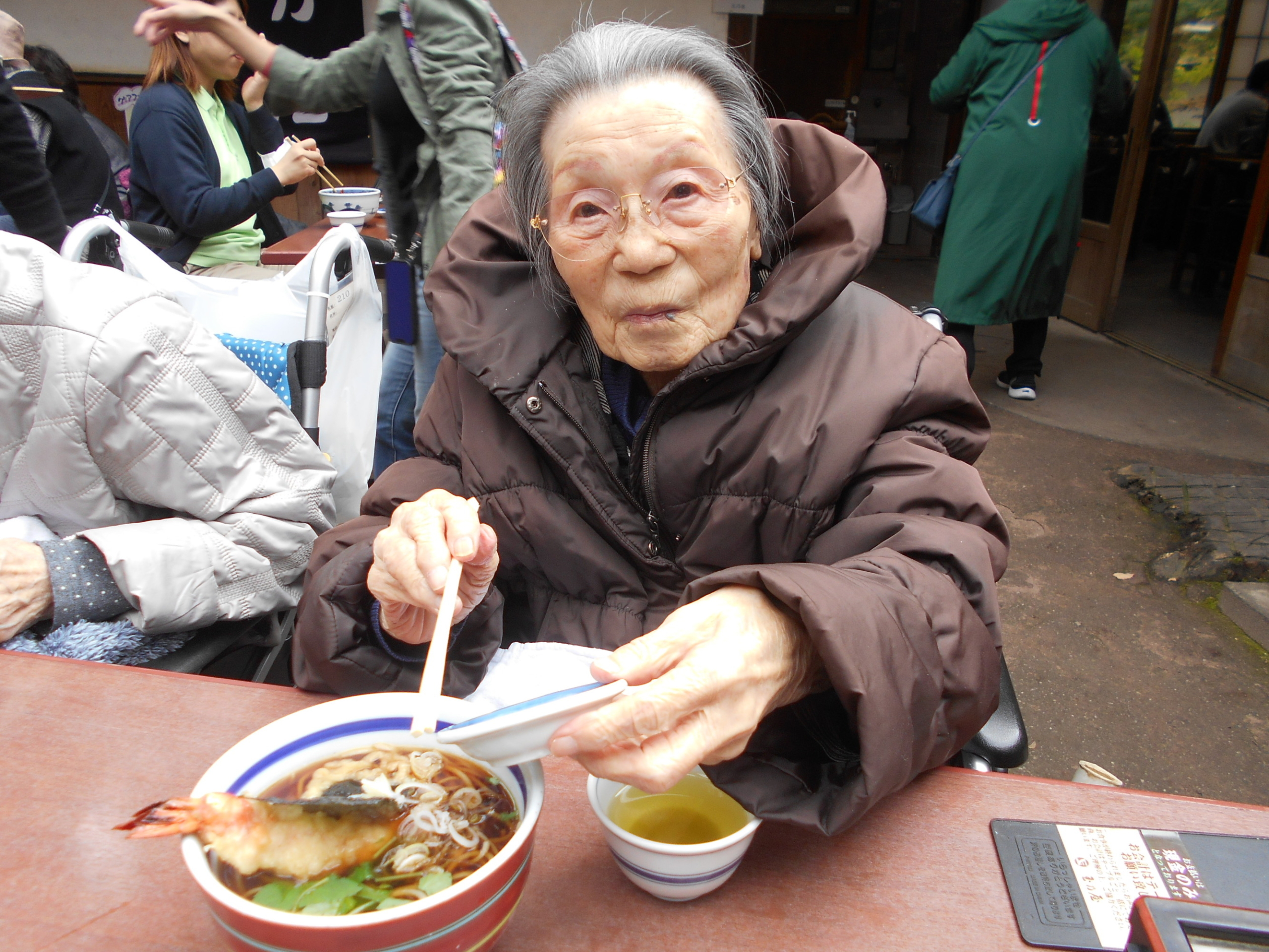 深大寺への外出-2 ニチイホーム西武柳沢