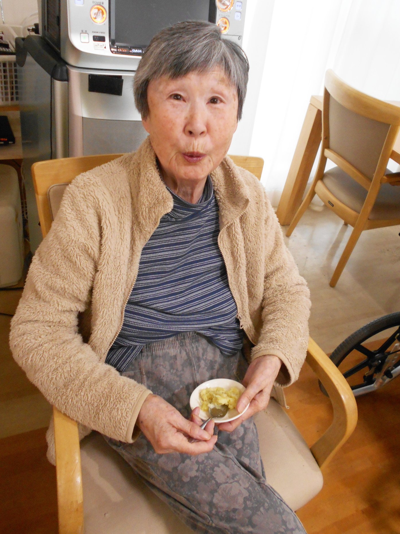 焼き芋-3 ニチイホーム西武柳沢