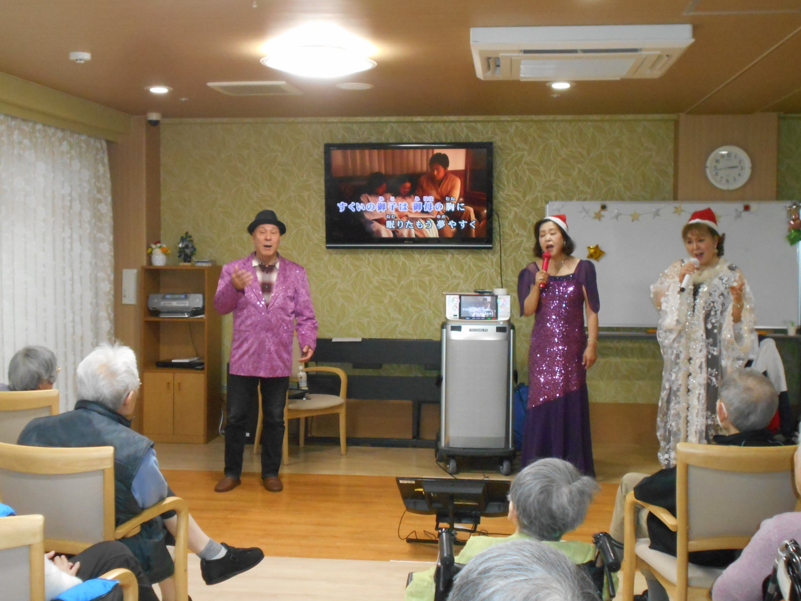 クリスマスコンサート-1　ニチイホーム西武柳沢