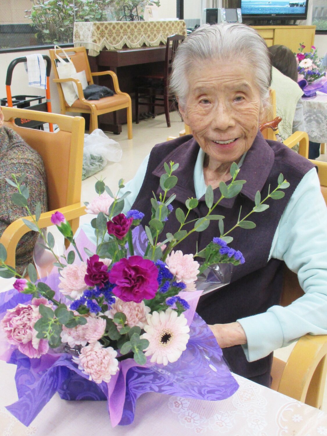 フラワーアレンジメント-2　ニチイホーム高幡不動