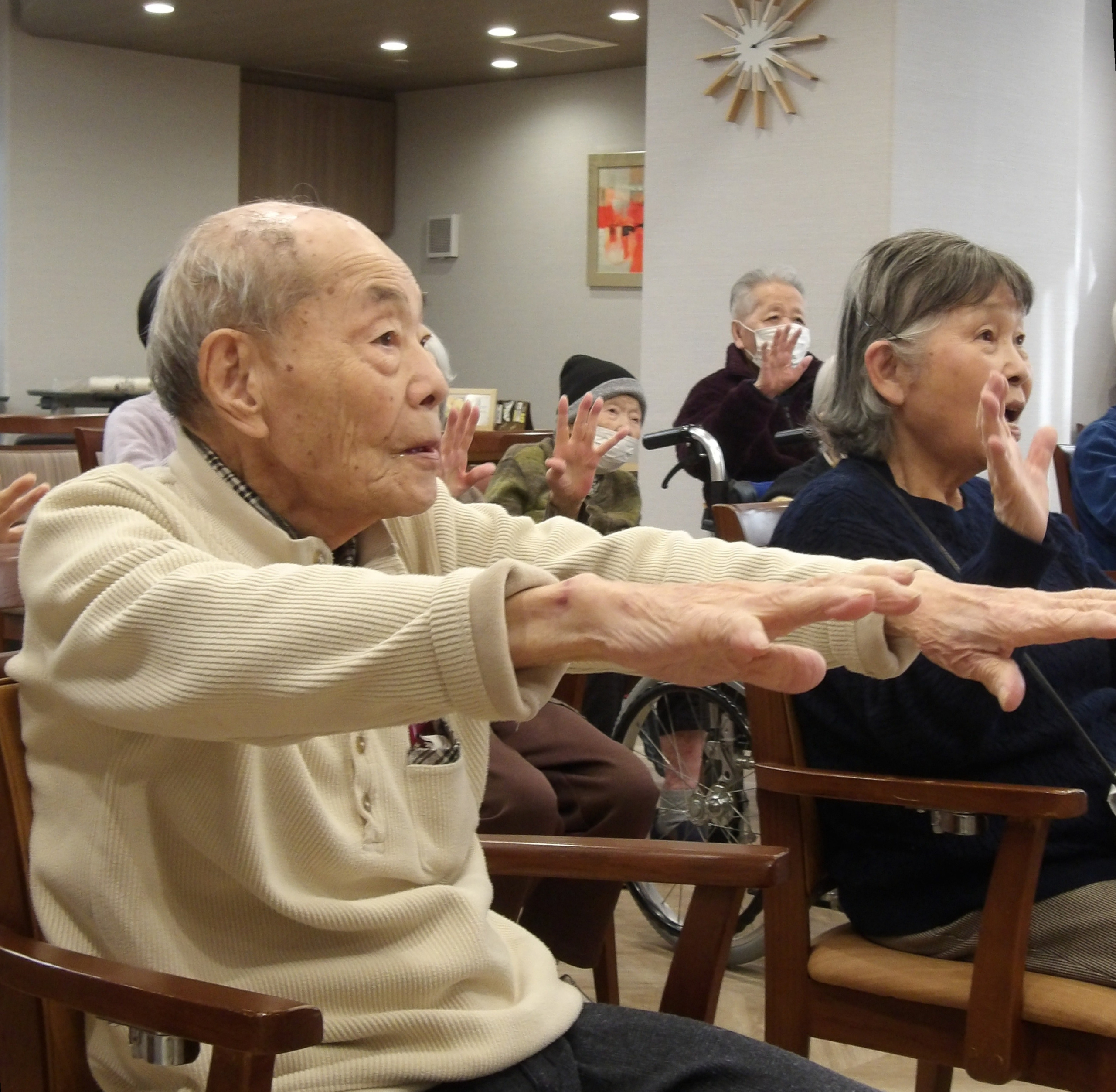 ニチイホーム野方リトミック４