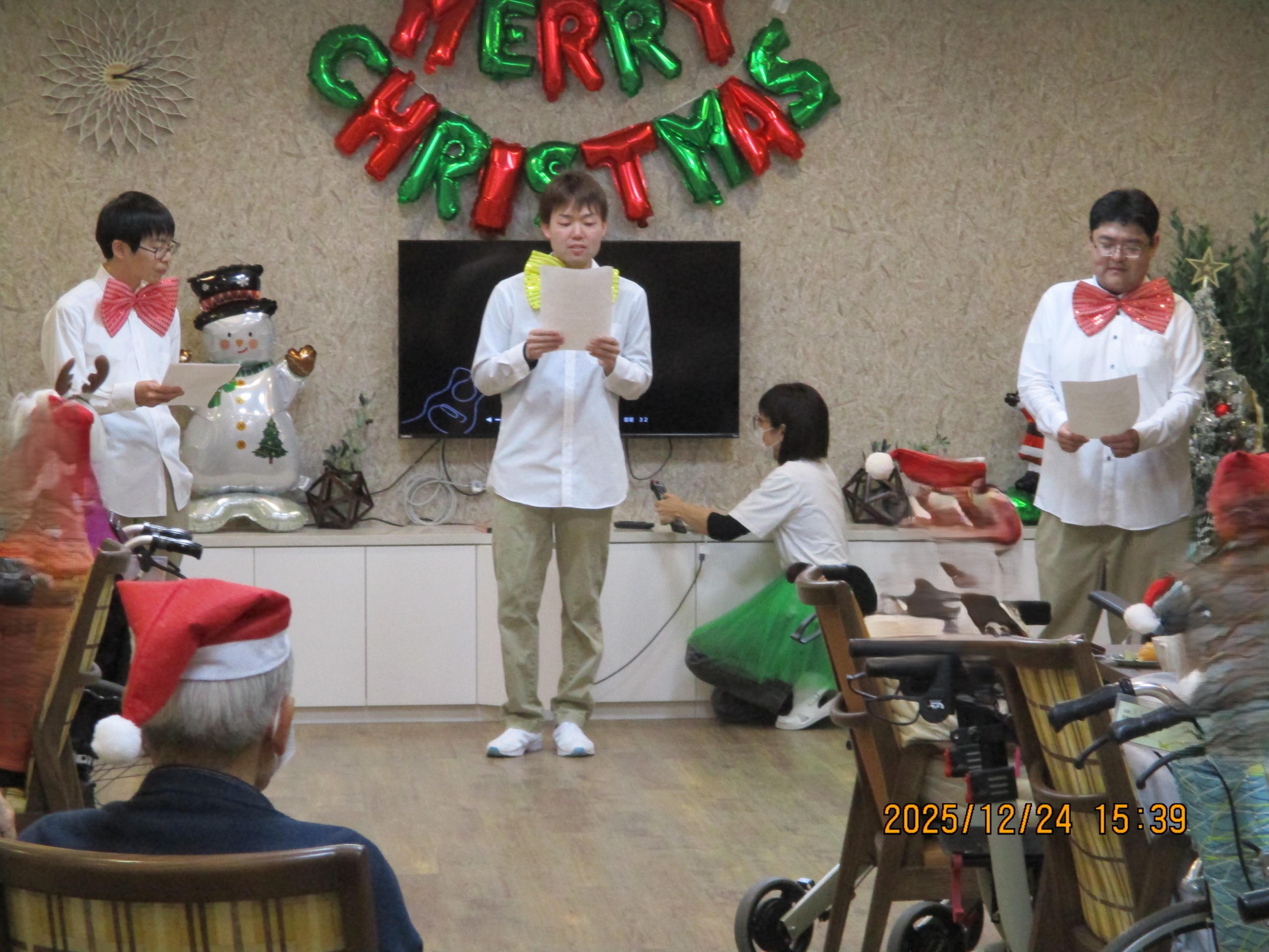 ニチイホーム大倉山クリスマス会４